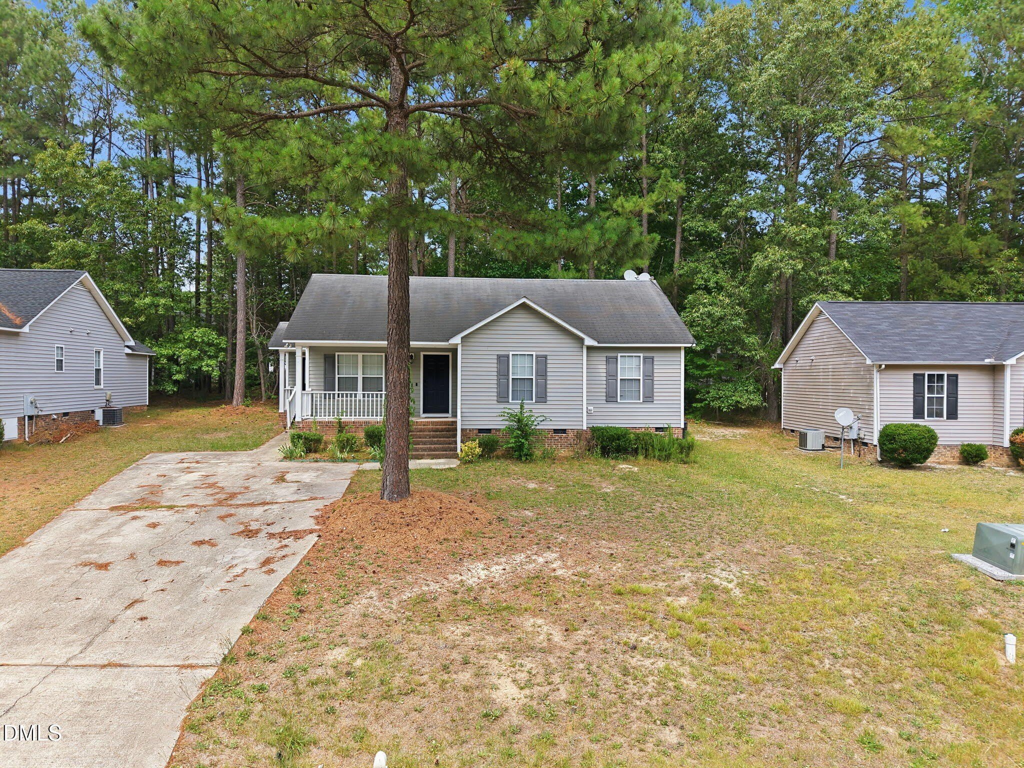 1057 Mailwood Drive – photo 1