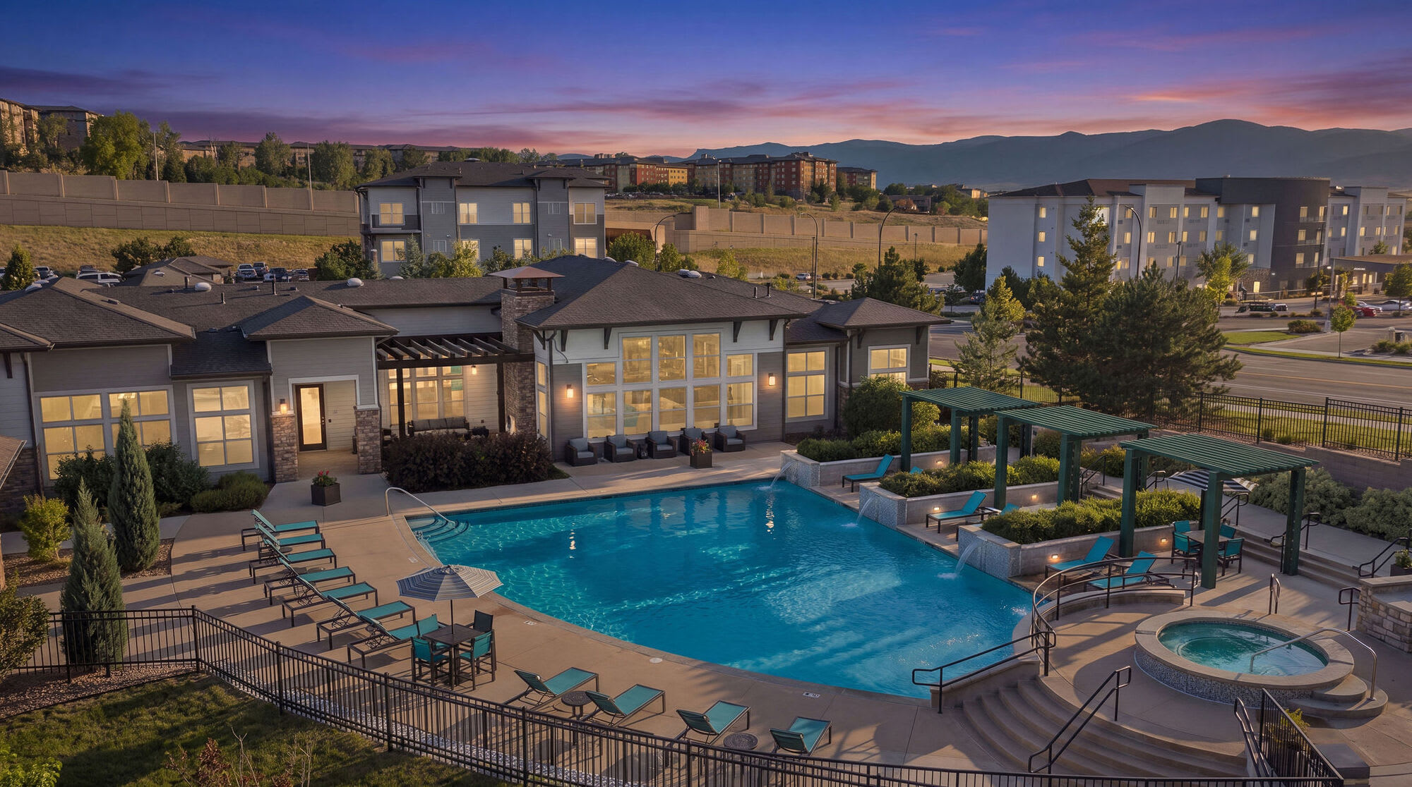 HiLine at Littleton Commons – photo 1