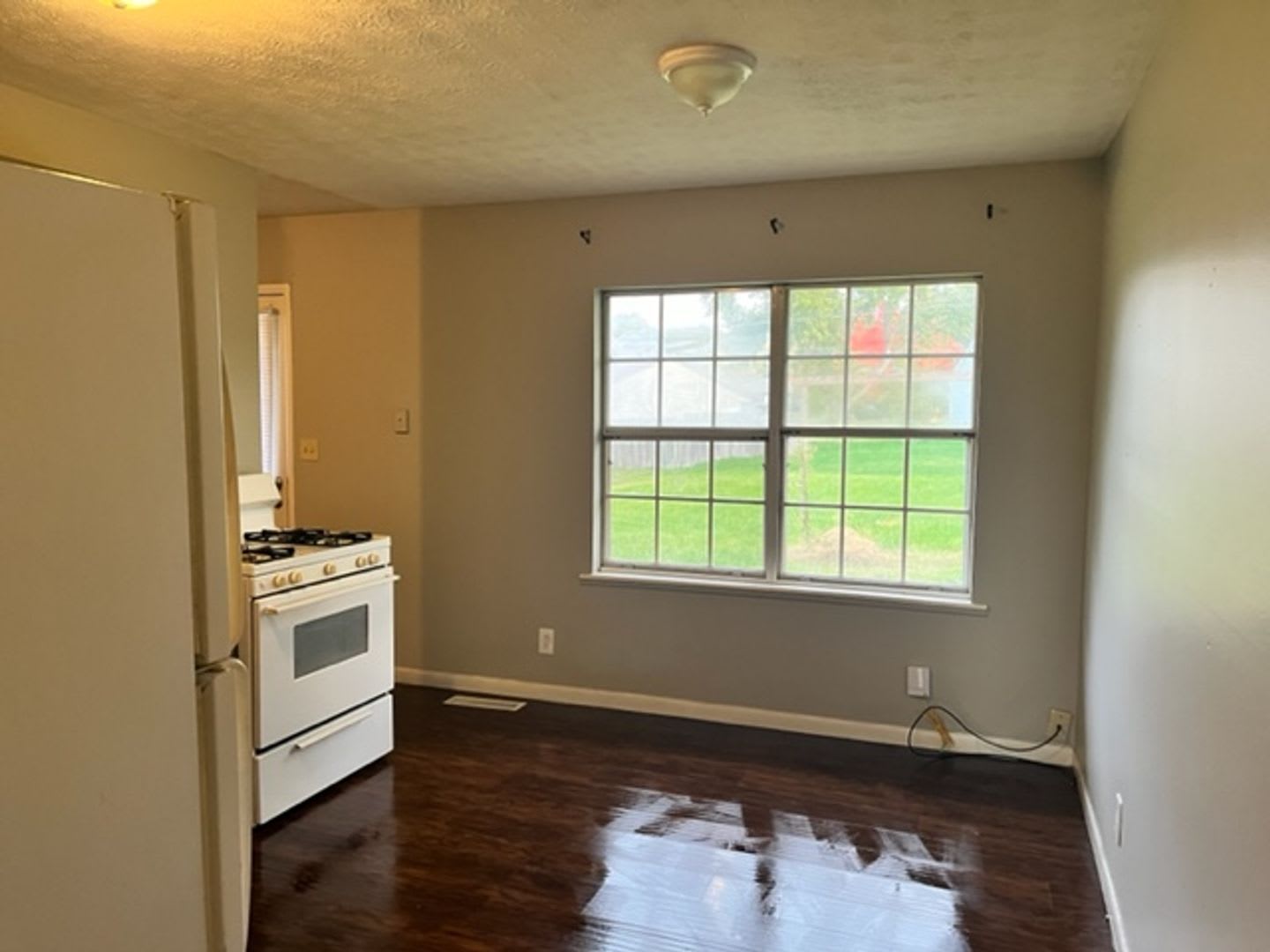 3 Bed 1 Bath Single Family Home – photo 5