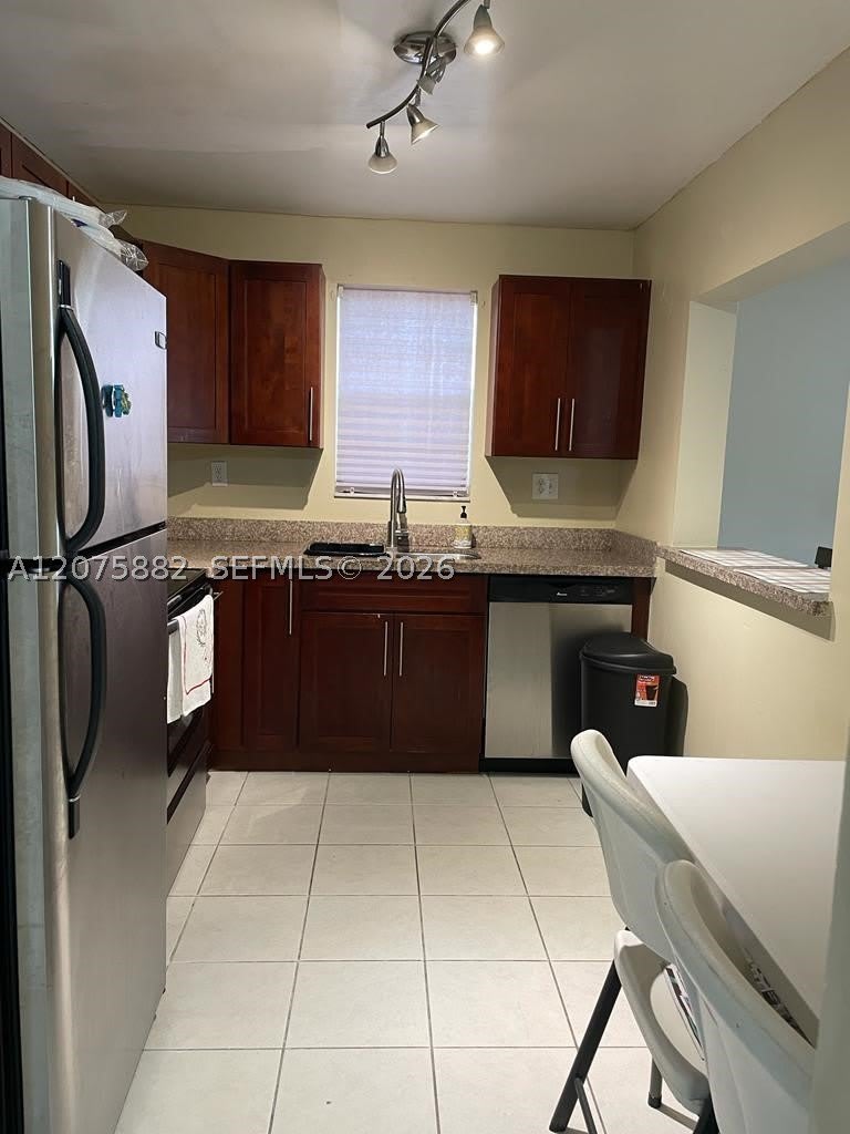 4167 NW 90th Ave – photo 1