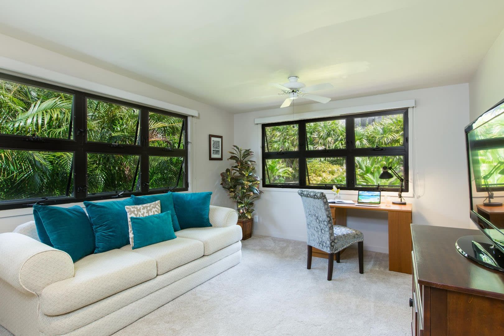 5Bd 3Ba Private Island Retreat Home W A C Ocean Views Hale Poola – photo 3