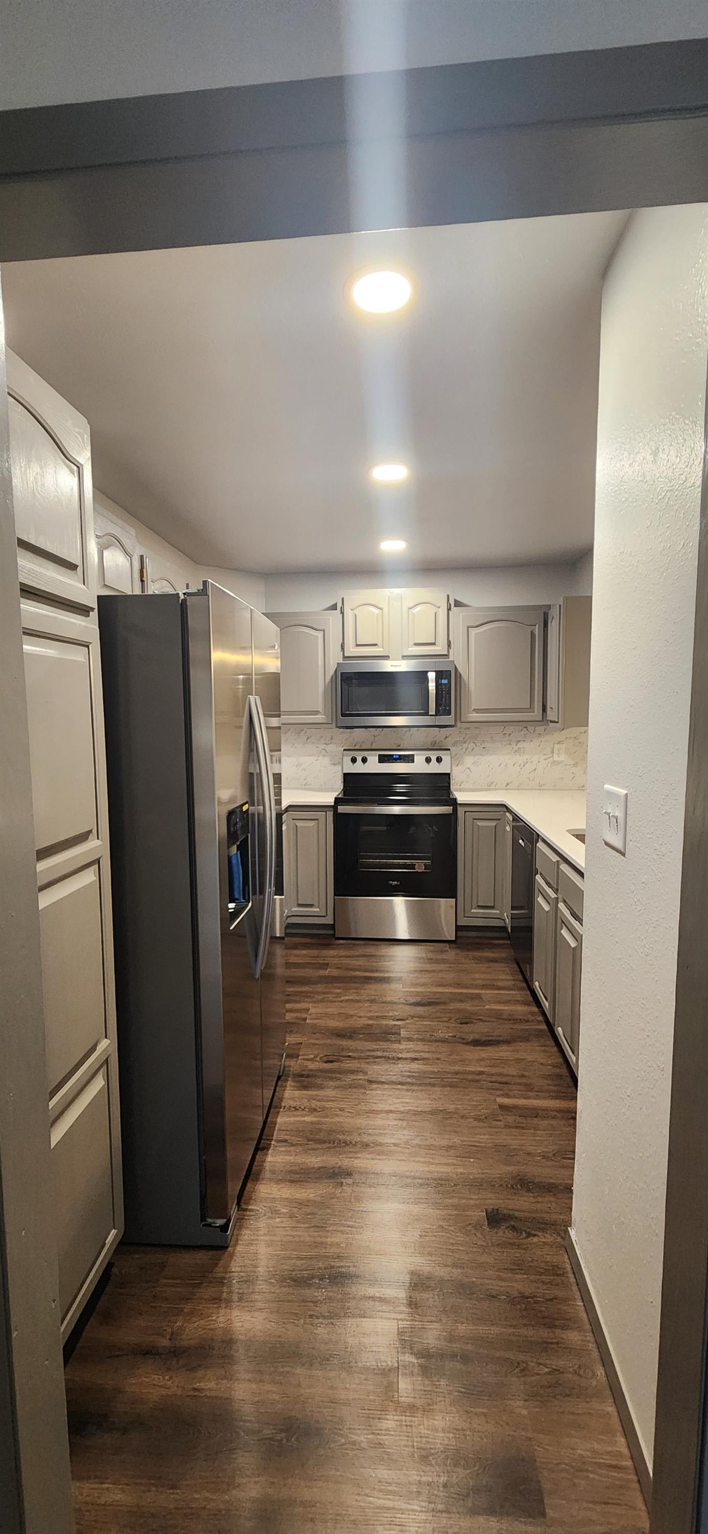 3945 Fairway Hills Drive 1 – photo 4