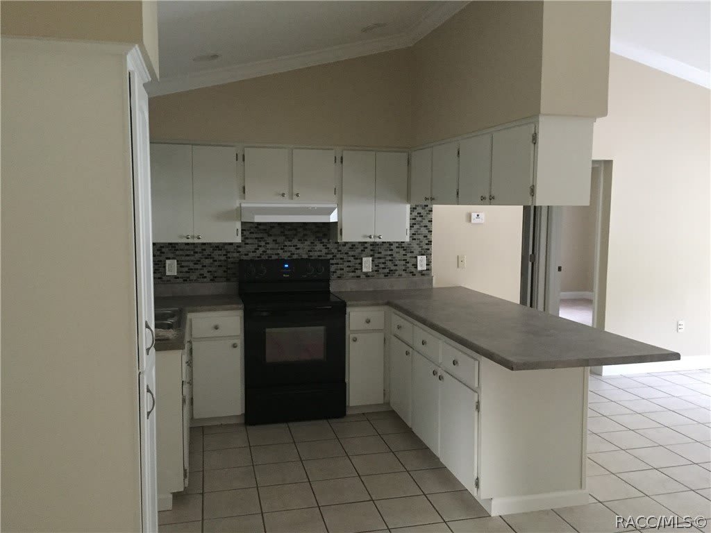 740 N Charles Avenue – photo 5