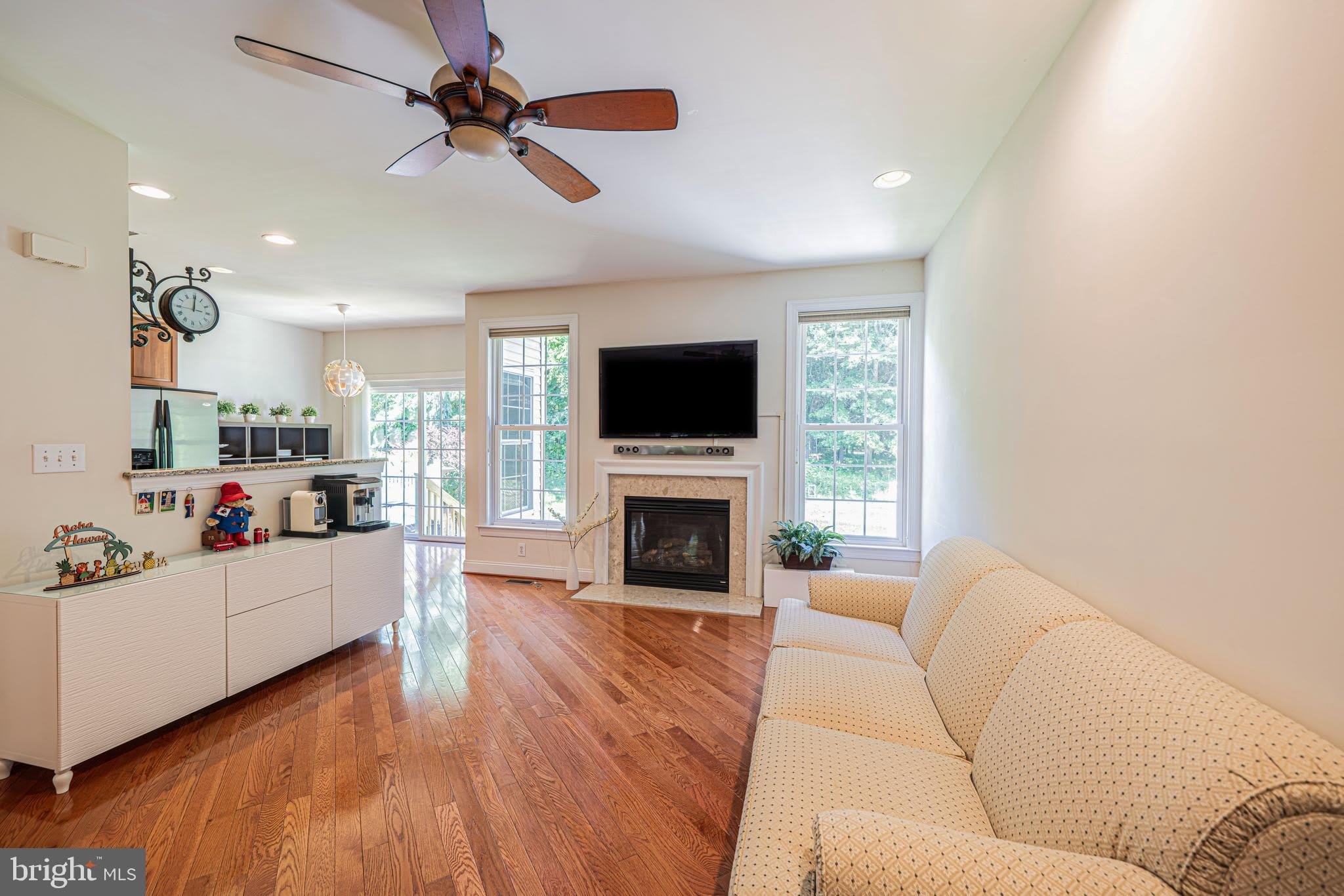 2392 S WHITTMORE – photo 2
