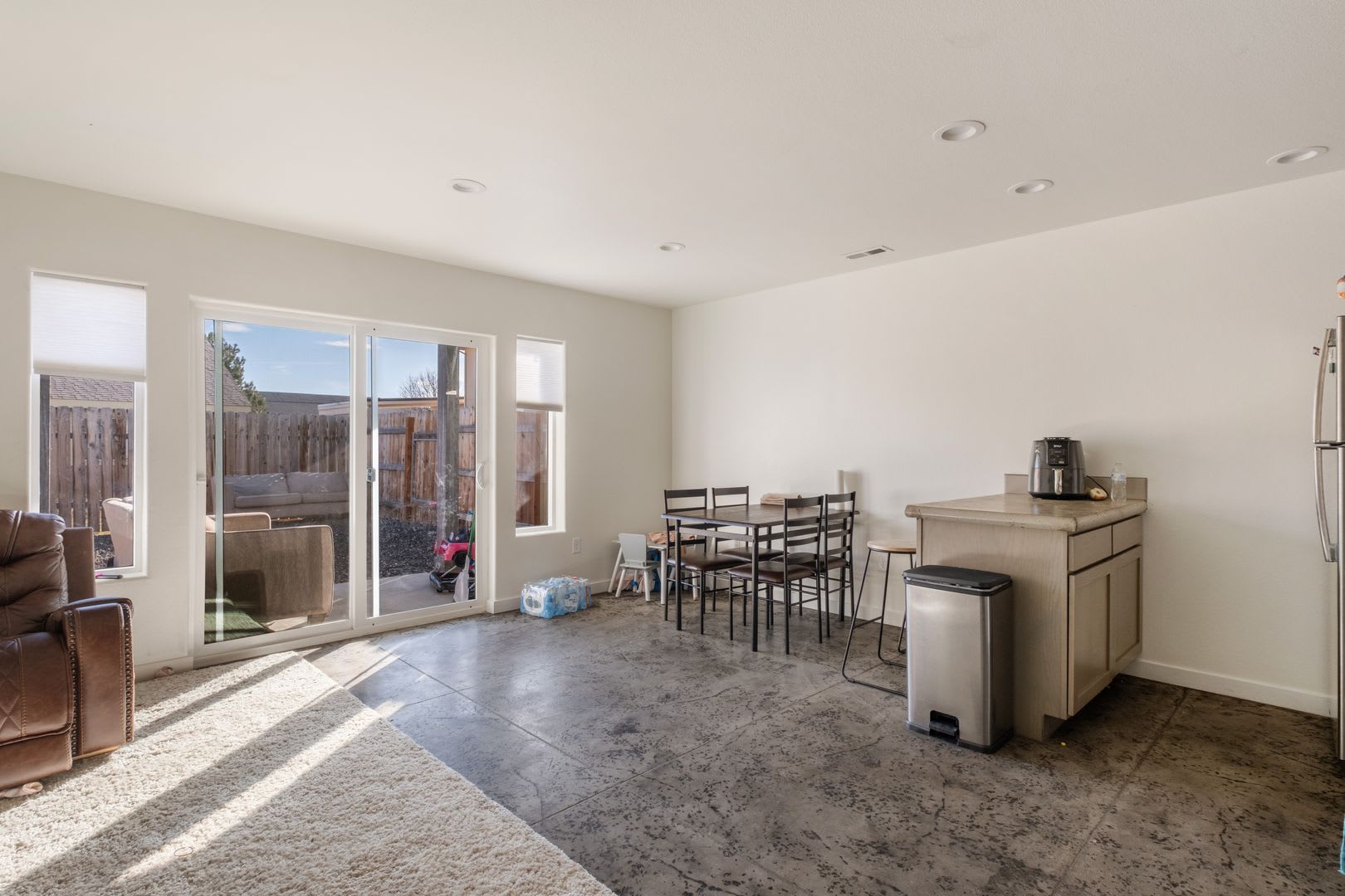 Quincy Executive Apartments – photo 2