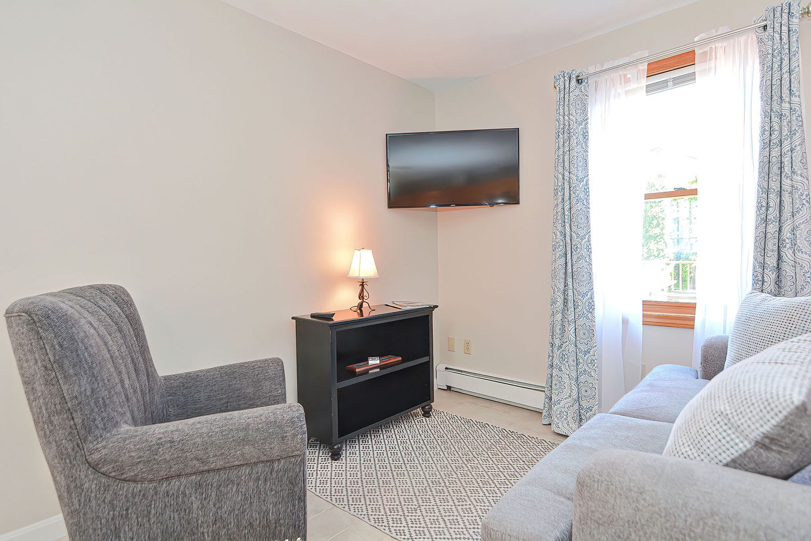 Winter Rental Dot S Place Utilities Included – photo 5