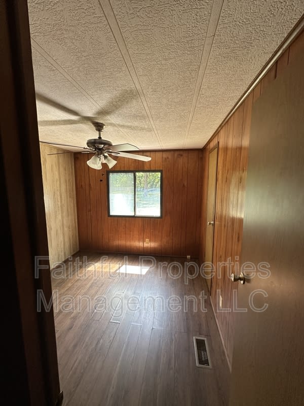 10251 Shadow Wood Cir – photo 2