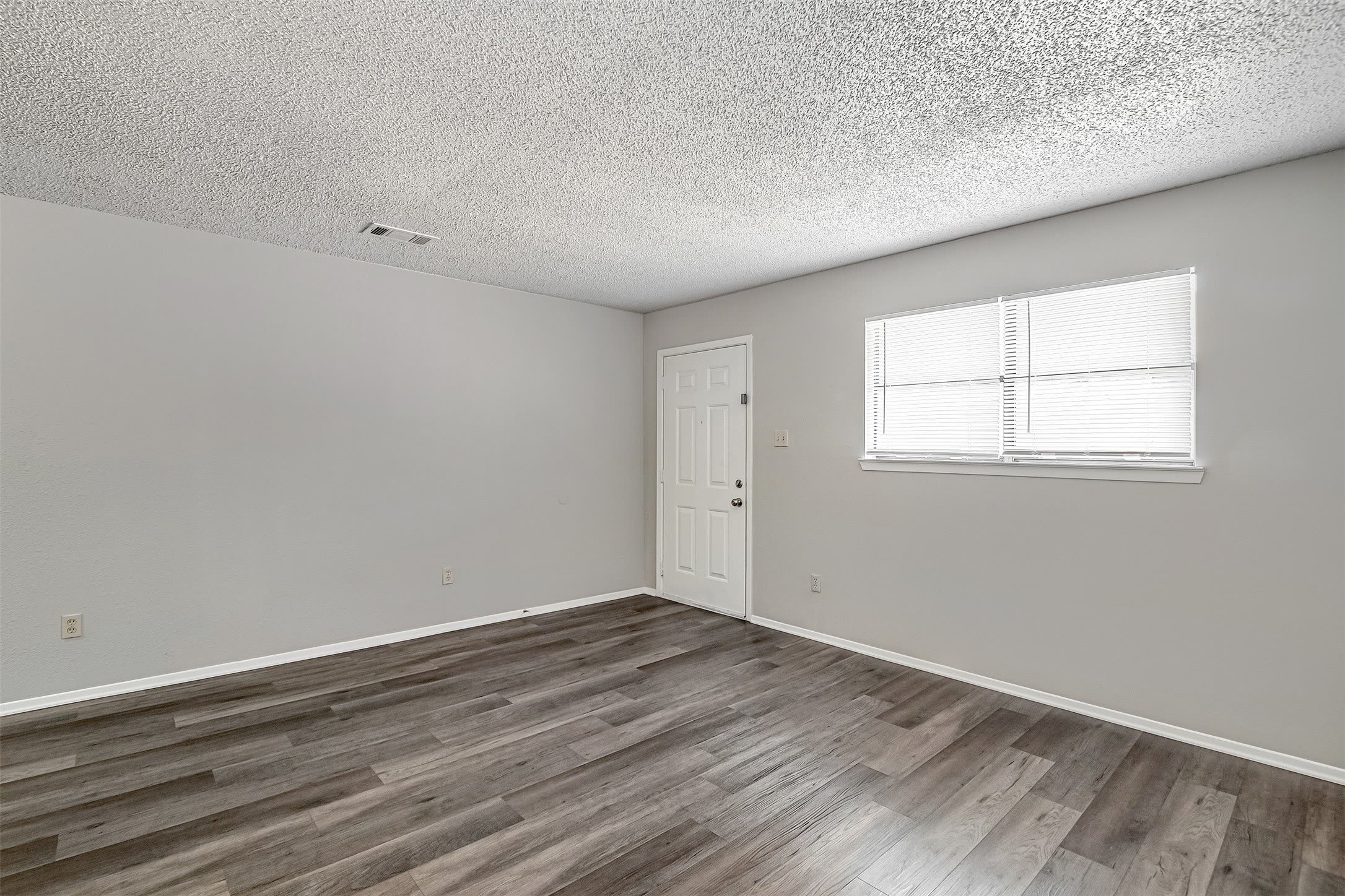 1709 Short Street – photo 3