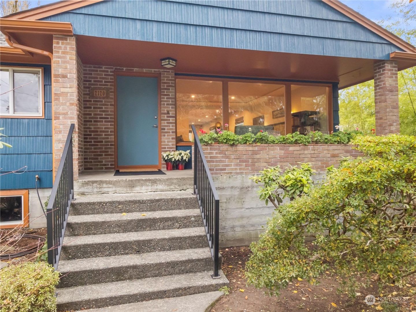 Beautiful property on the Westside of Oly – photo 3