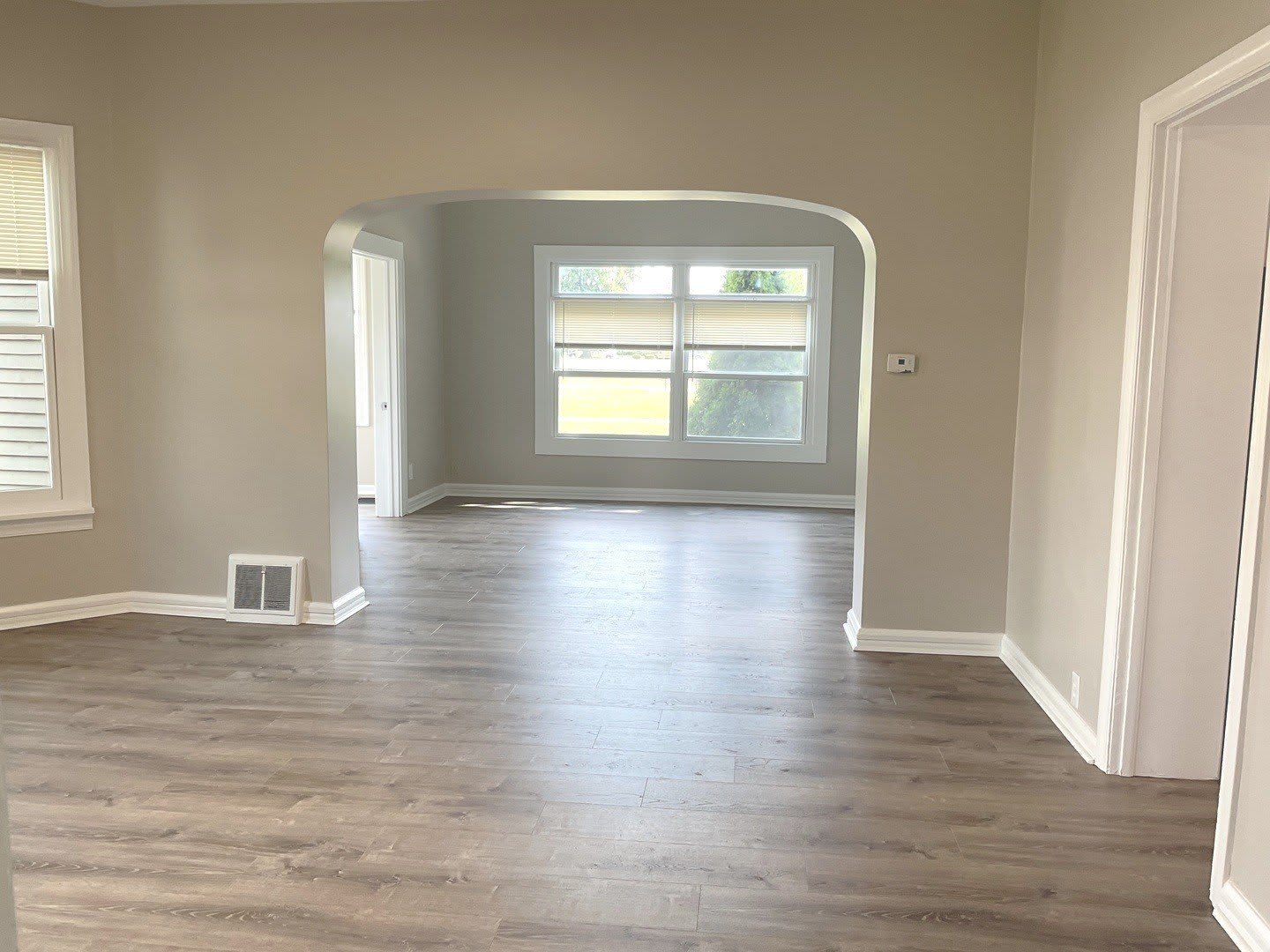 451 W New York Street – photo 3