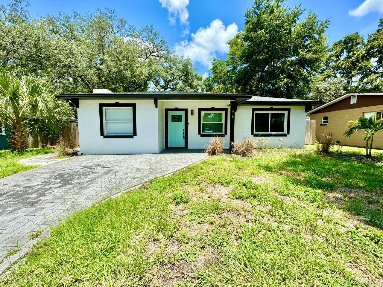 1918 E Shadowlawn Ave – photo 1