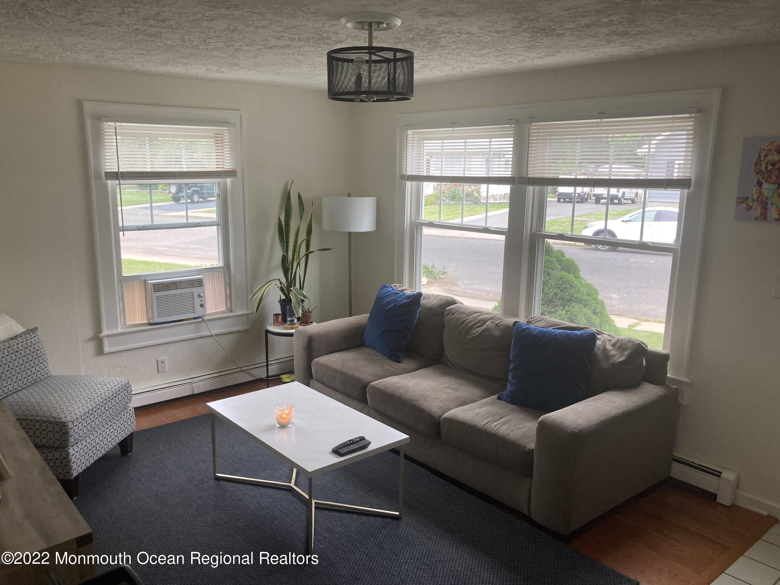 612 Campbell Avenue – photo 4
