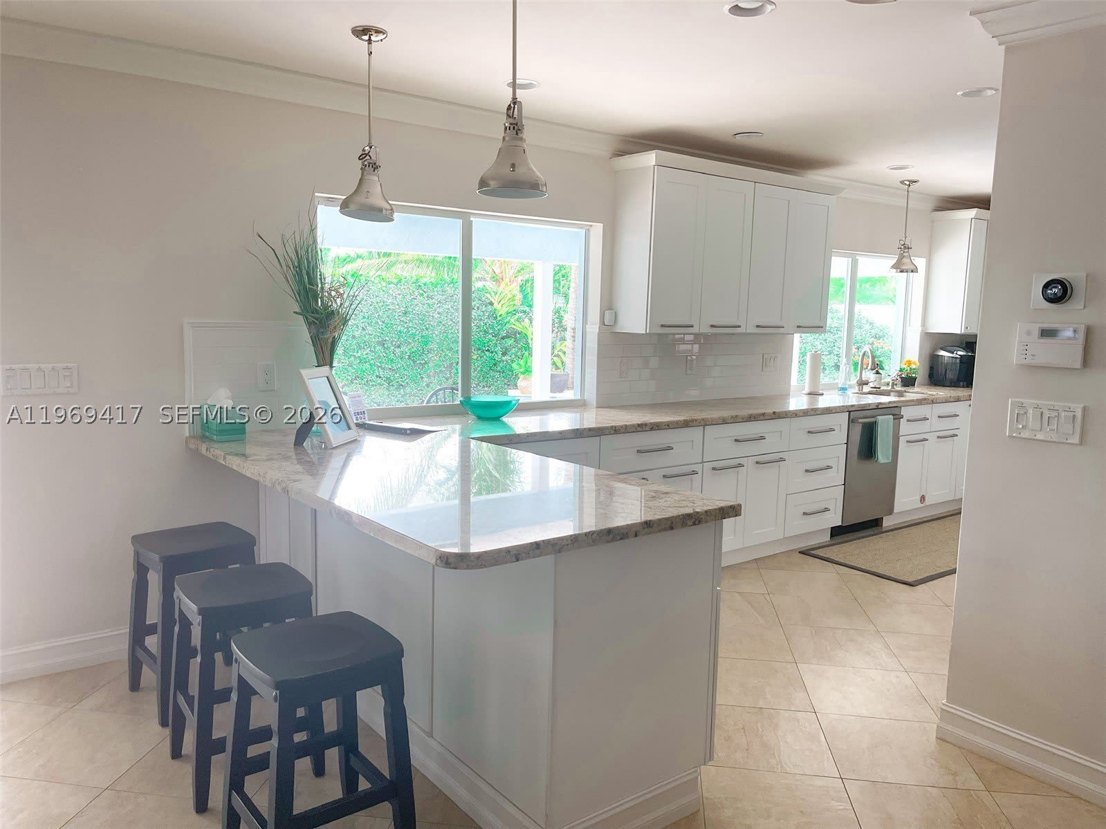 2932 NE 36th St – photo 5
