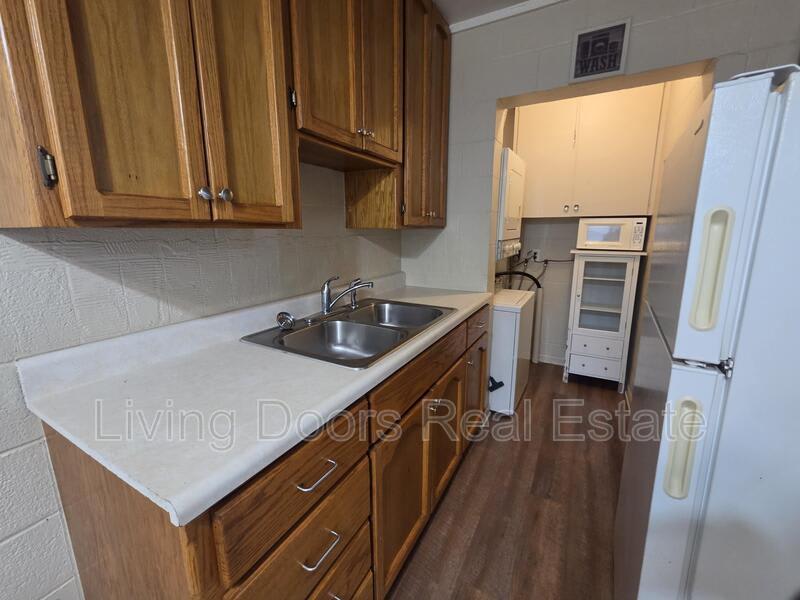 4119 S 46th St. – photo 2
