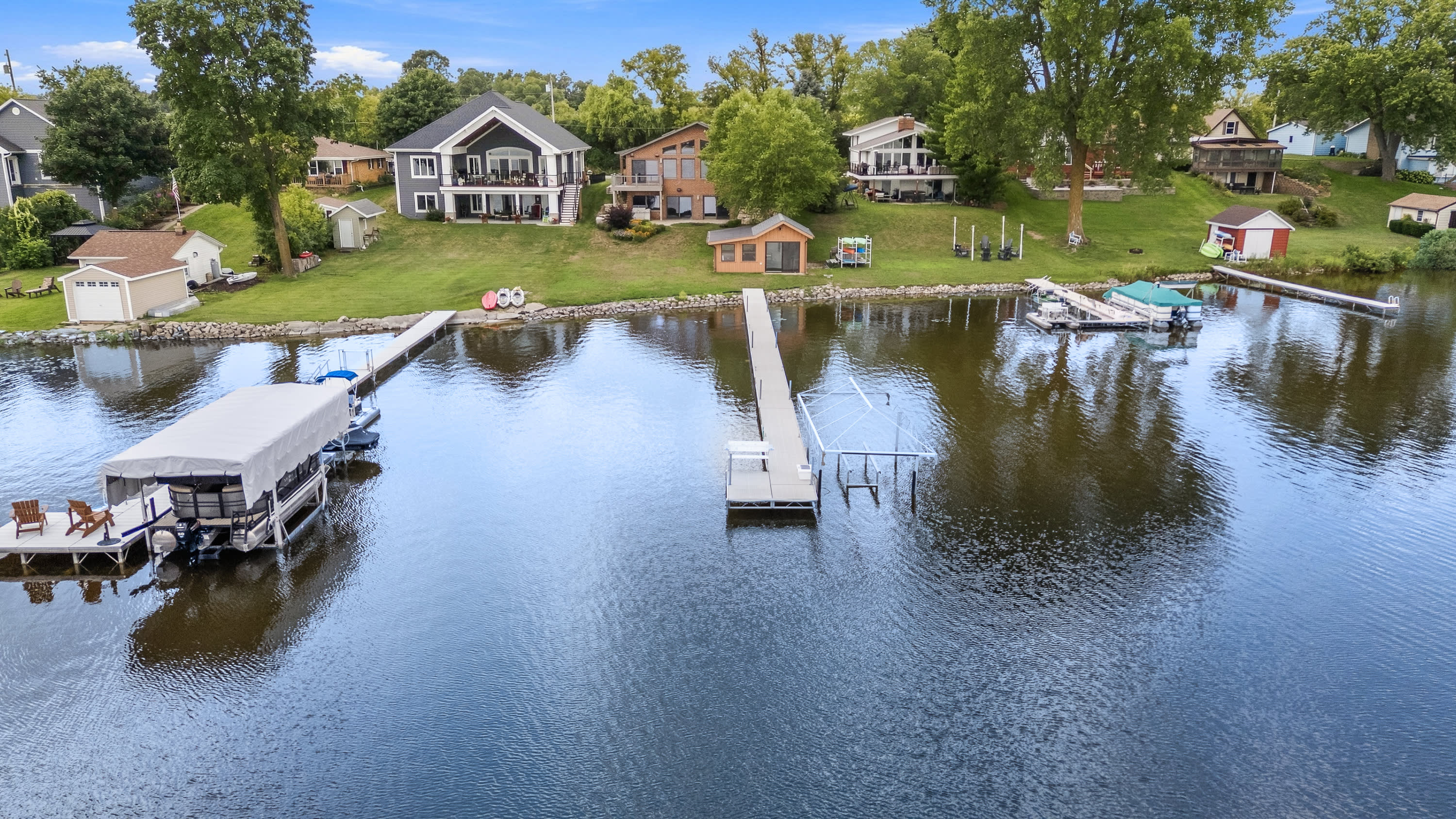 2438 Lough Lane – photo 2