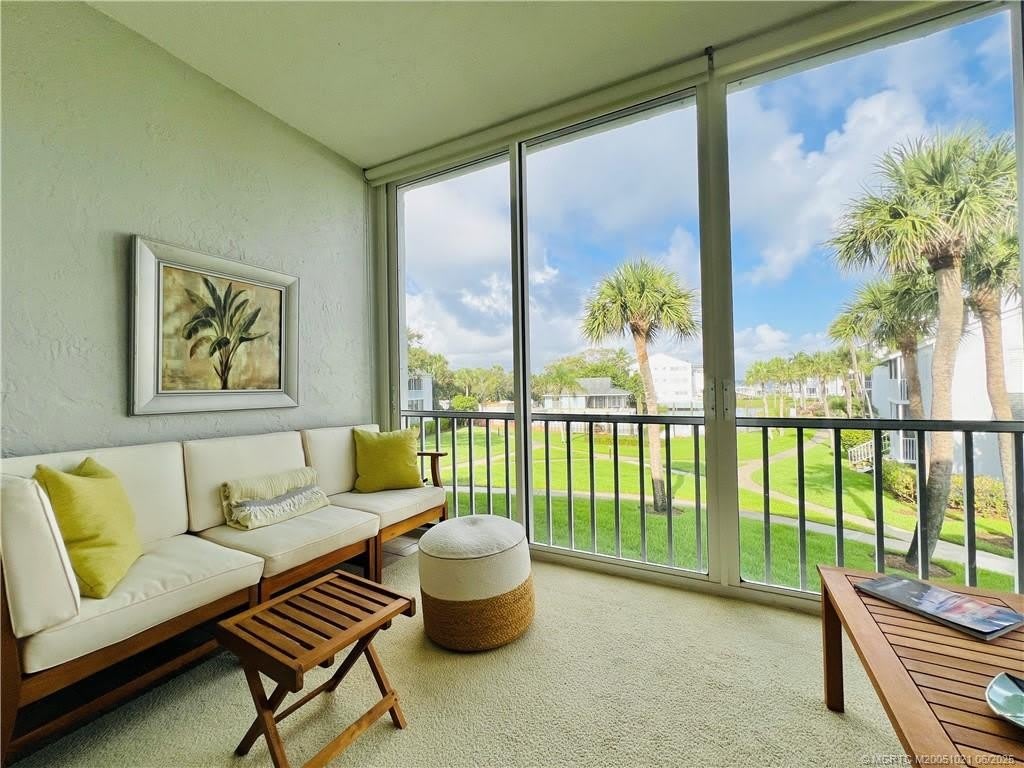 1550 Ne Ocean Blvd – photo 1