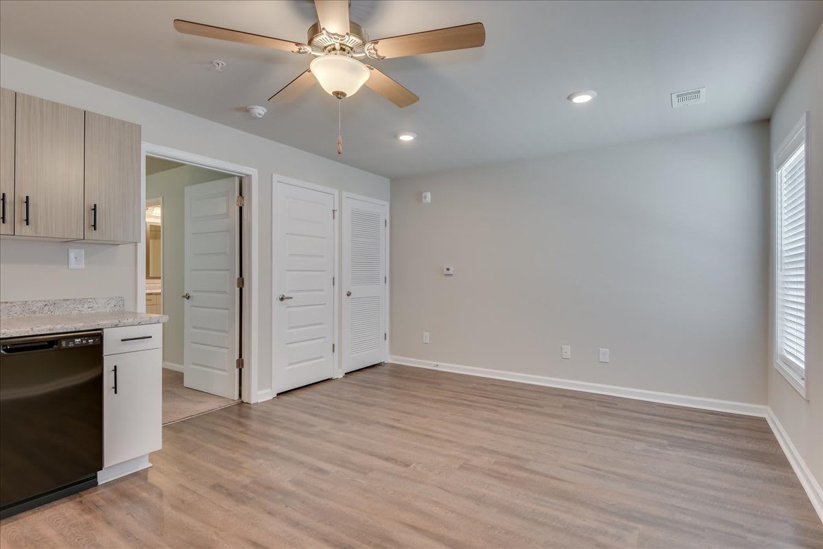 153 Yucca Ct Greenwood Sc 29649 – photo 3
