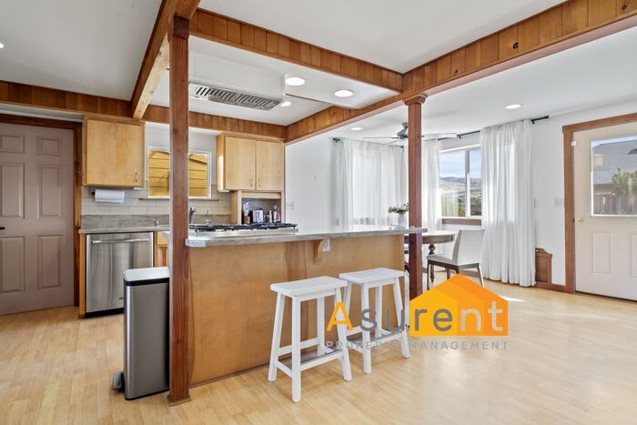 350 Phelps Street – photo 3