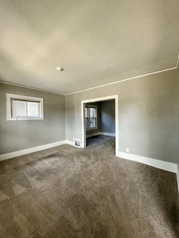 170 Bondie Street – photo 4