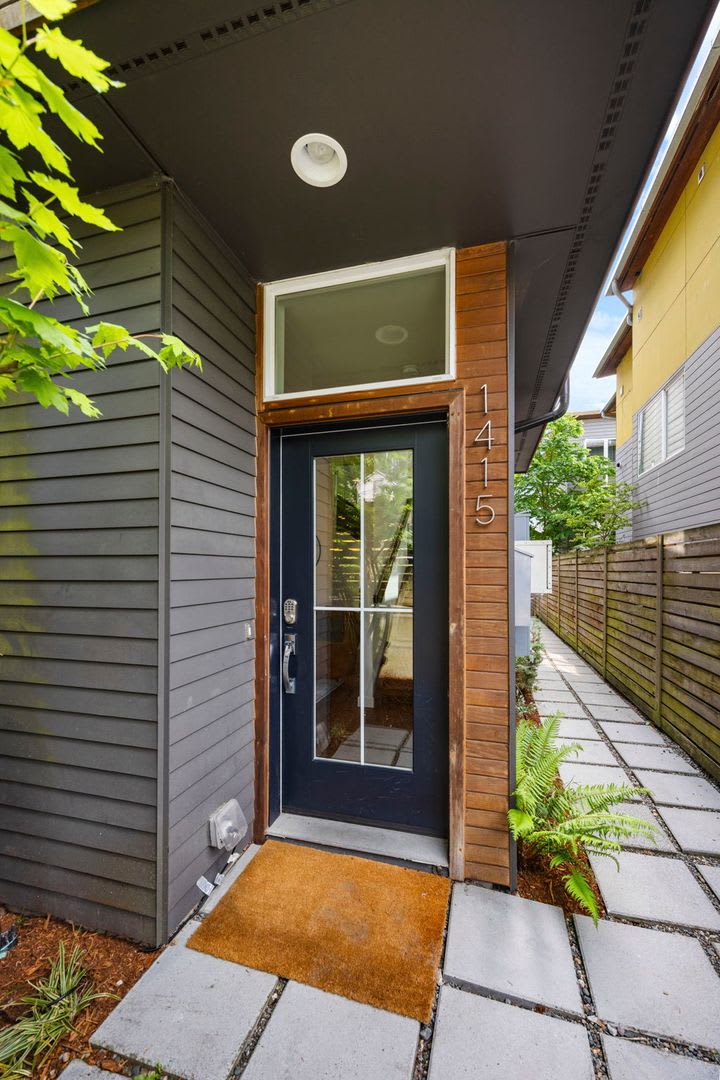 3Bd/2Ba Seattle Townhome – photo 5