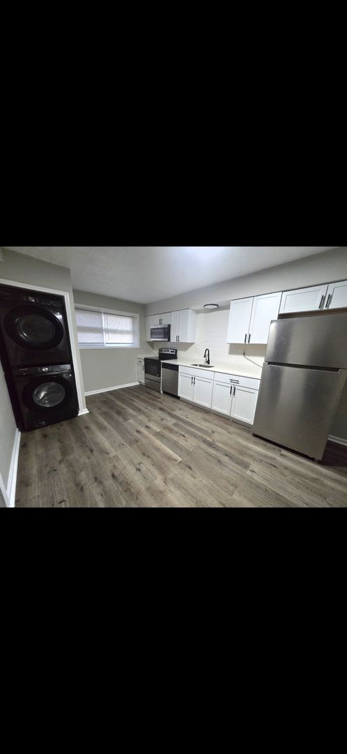 Welcome Home to Bellagio South Living: Where Comfort Meets Convenience – photo 2