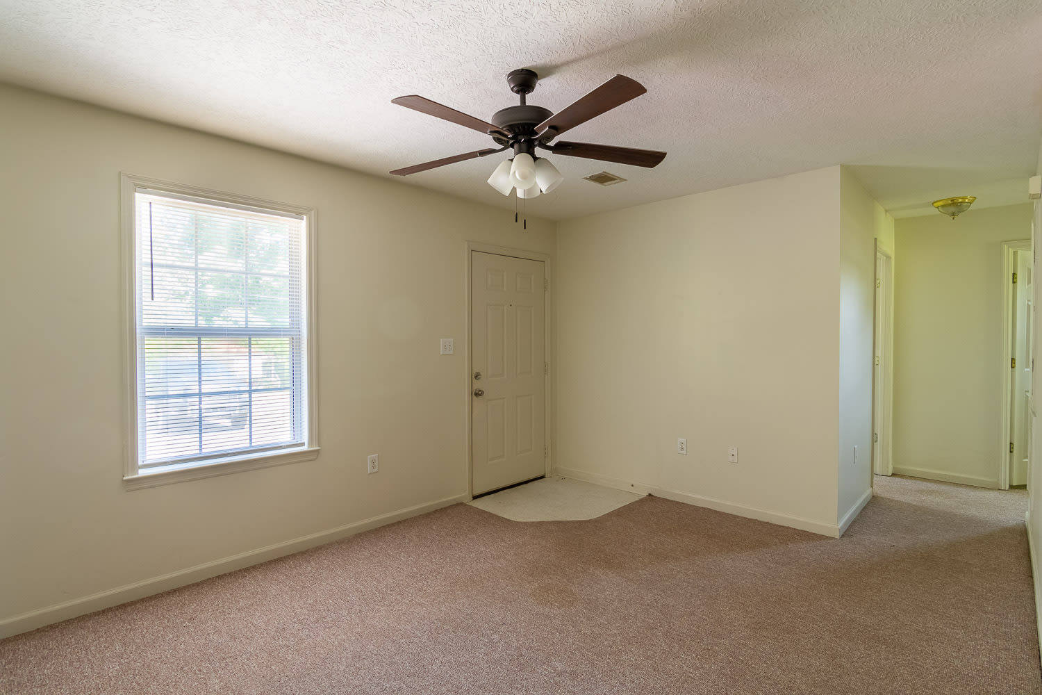 206 6th Avenue – photo 3