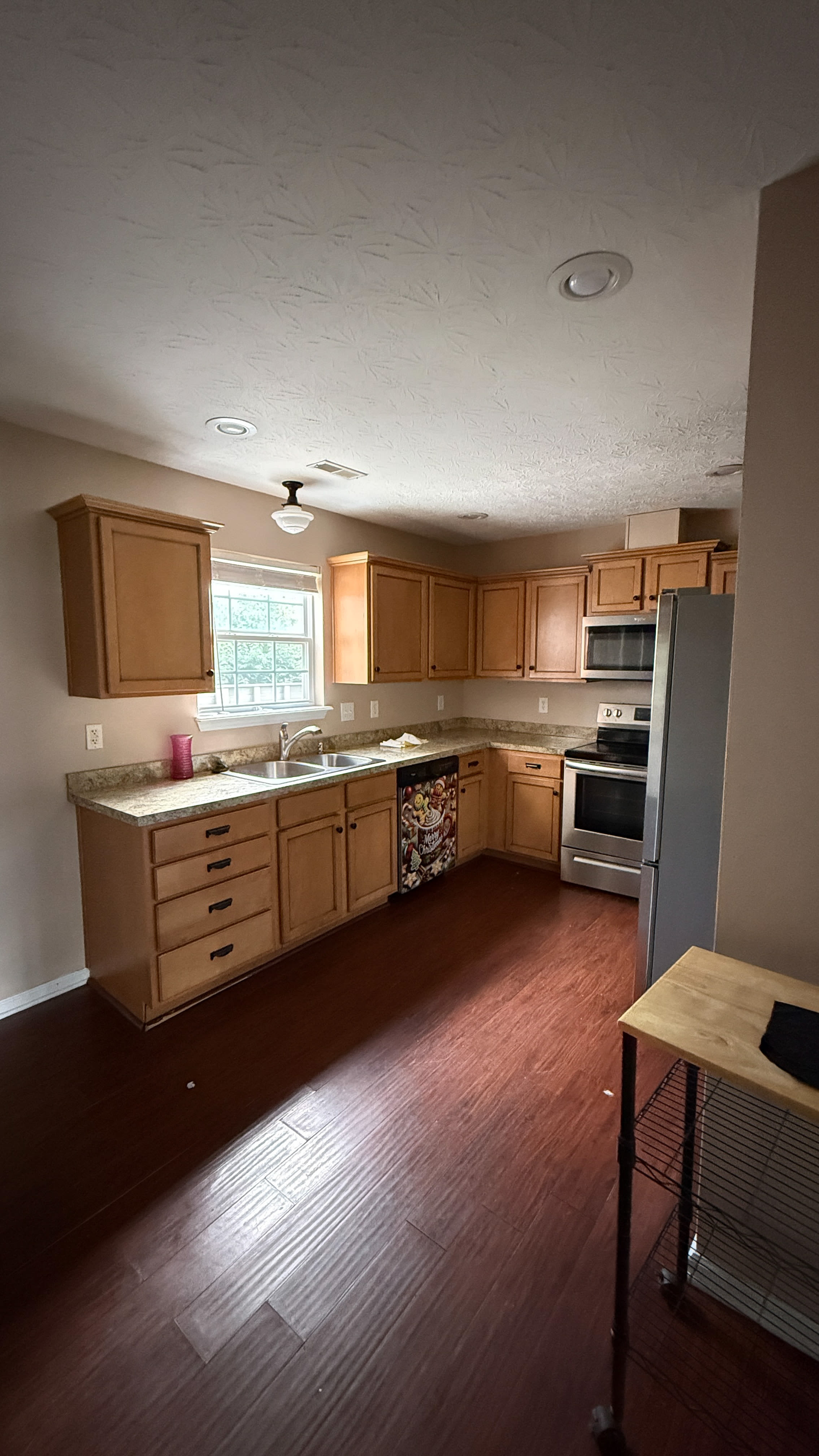 148 Pickett Ln – photo 3