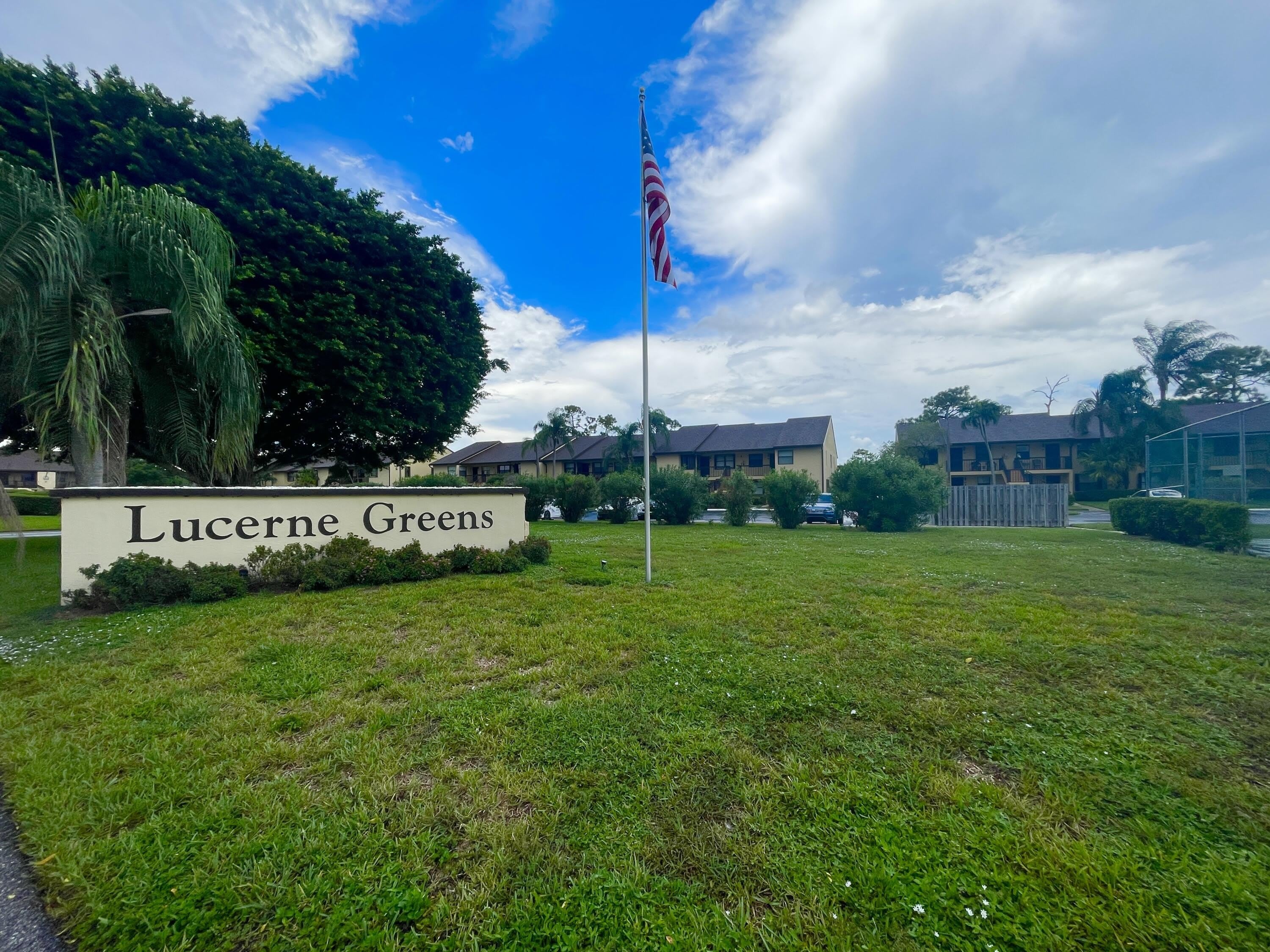 4698 Lucerne Lakes Boulevard E – photo 2
