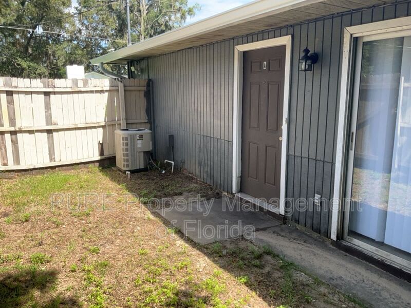 3850 SE 17 Court – photo 1