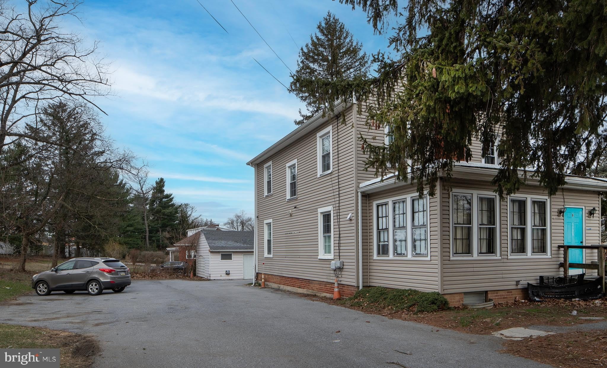 4229 ELMERTON Avenue – photo 2