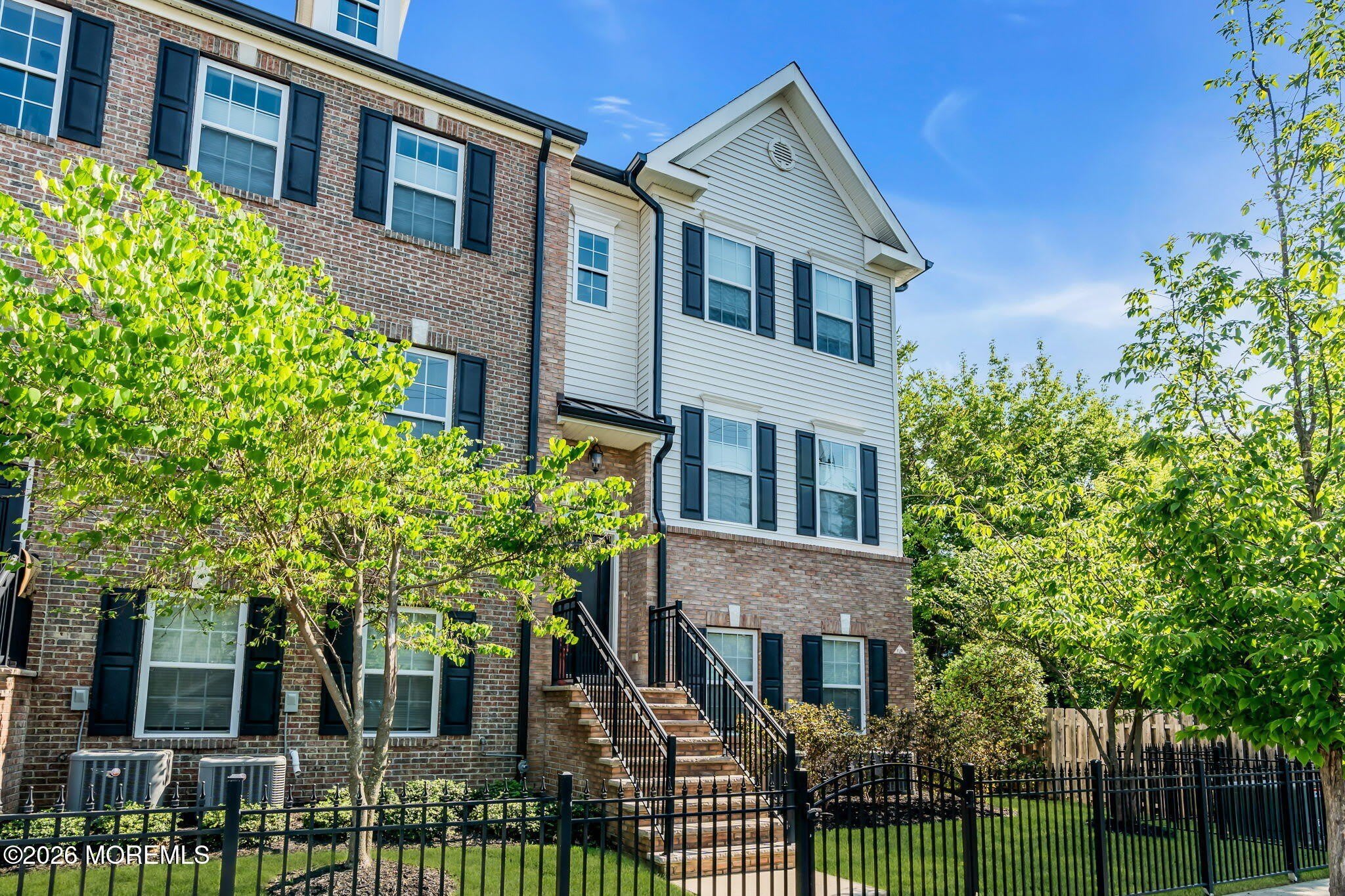 24 Catherine Street – photo 1