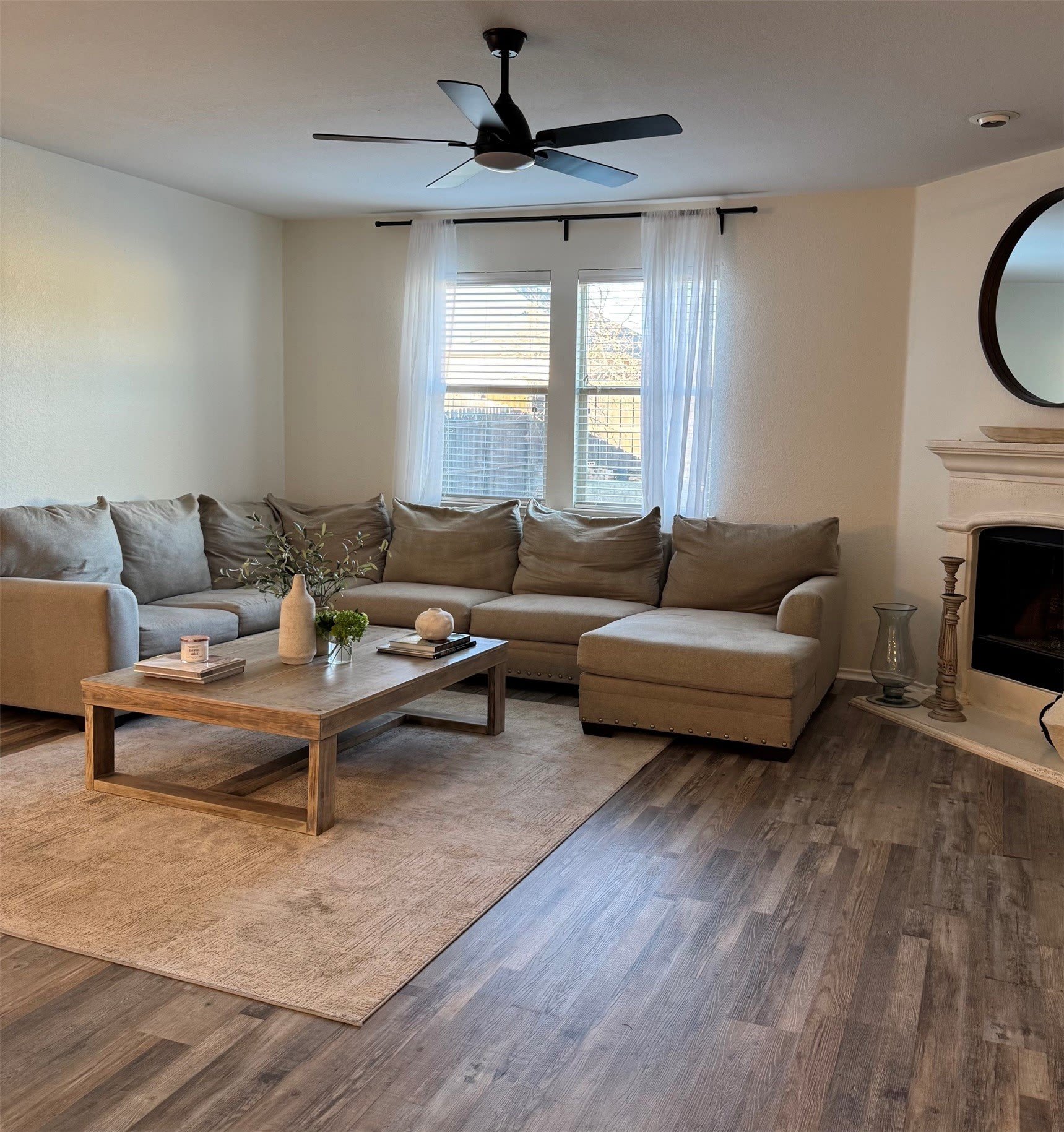 434 Winchester Drive – photo 2