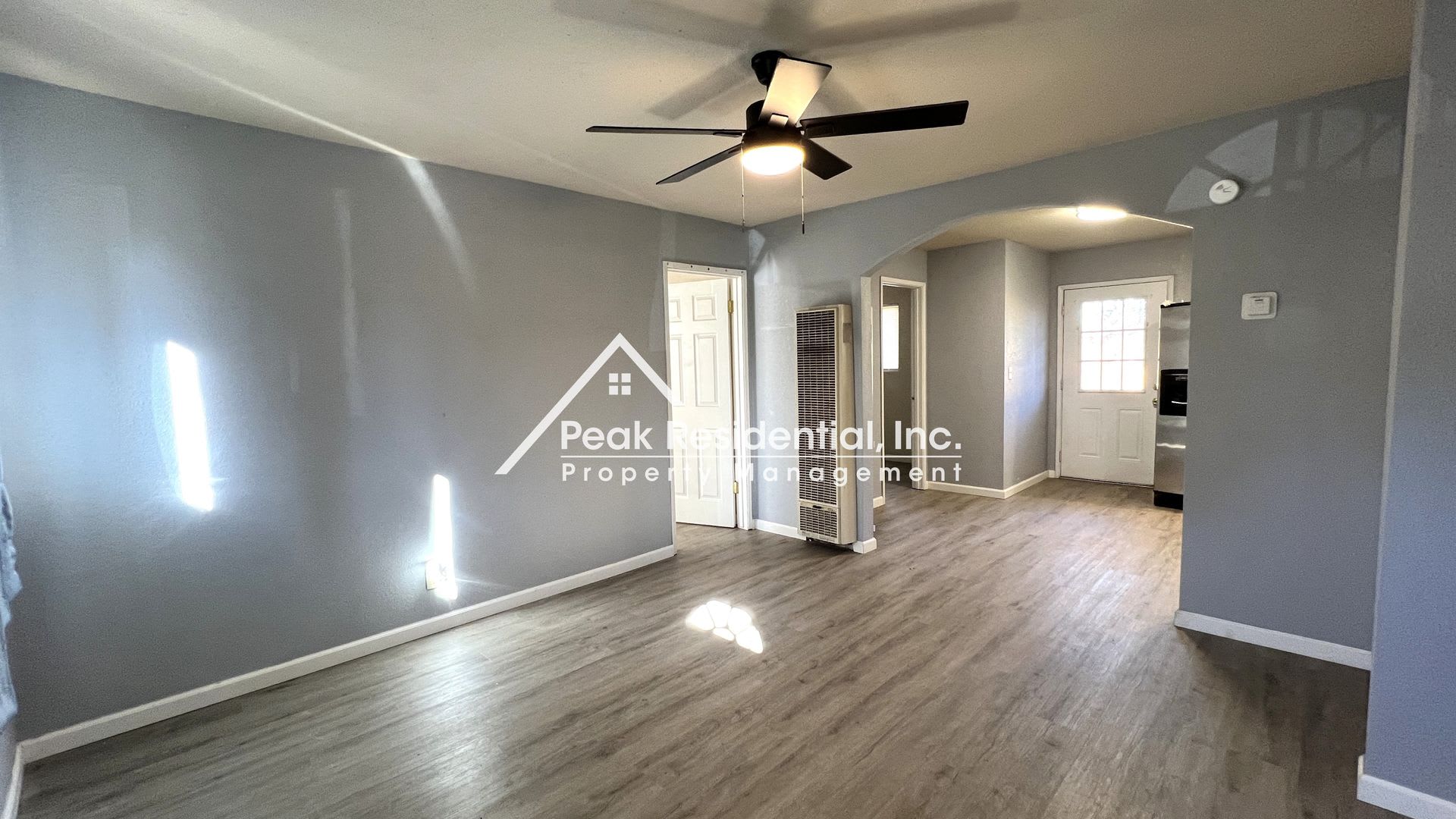 Carmichael 2bd/1ba Duplex near Manzanita & Auburn Blvd – photo 2