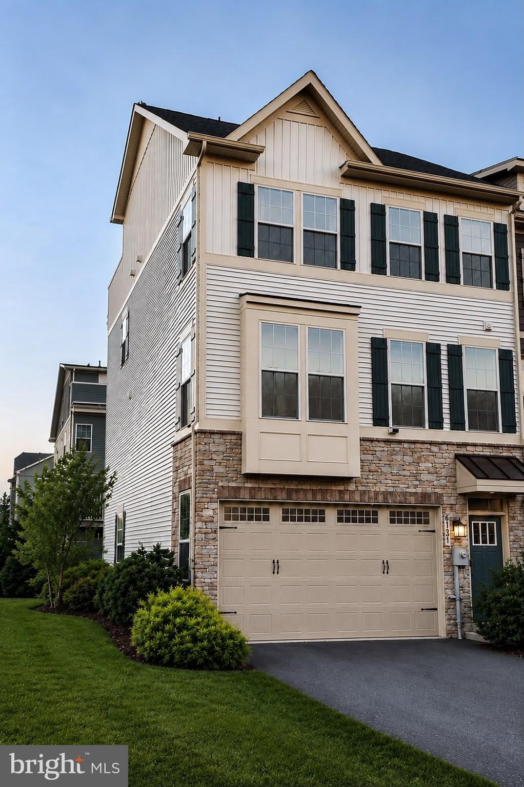 6131 ASTER VIEW Lane – photo 1