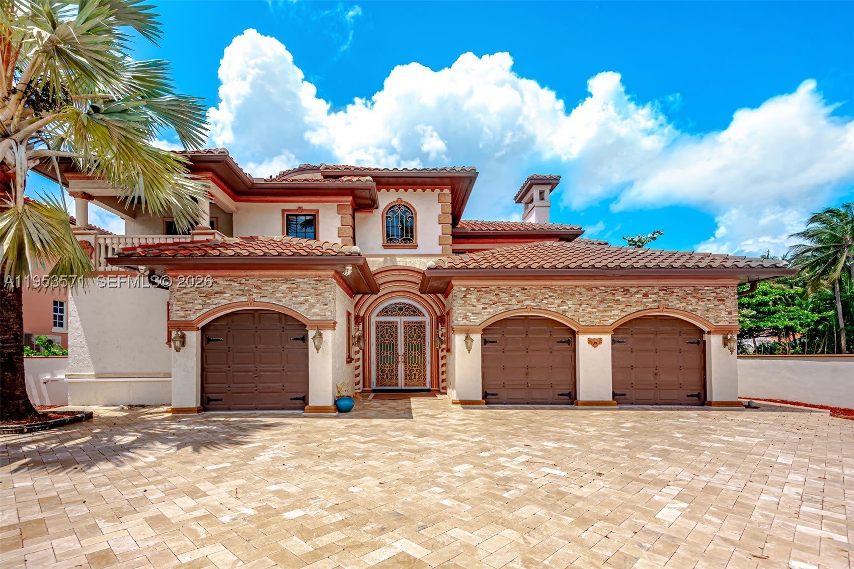 674 Ocean Blvd – photo 4