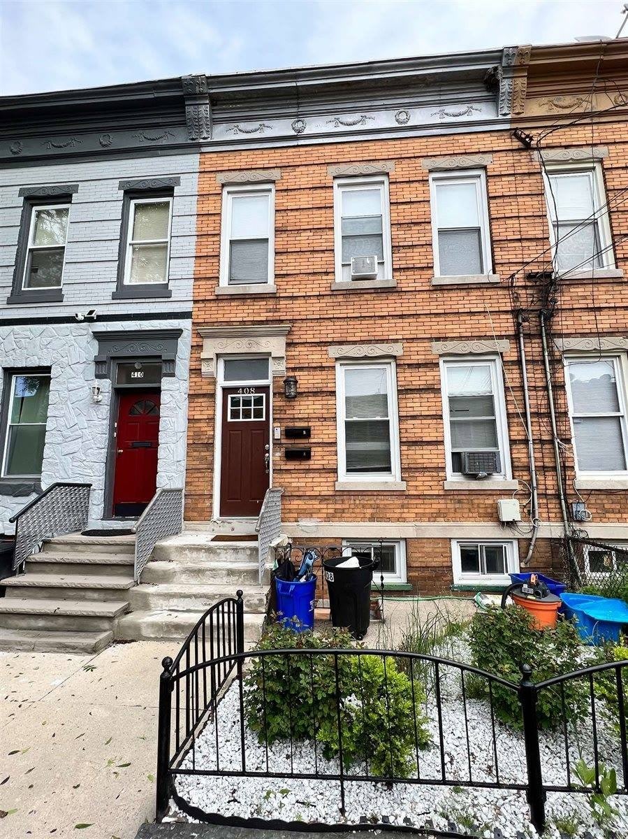 408 Woodlawn Ave – photo 1