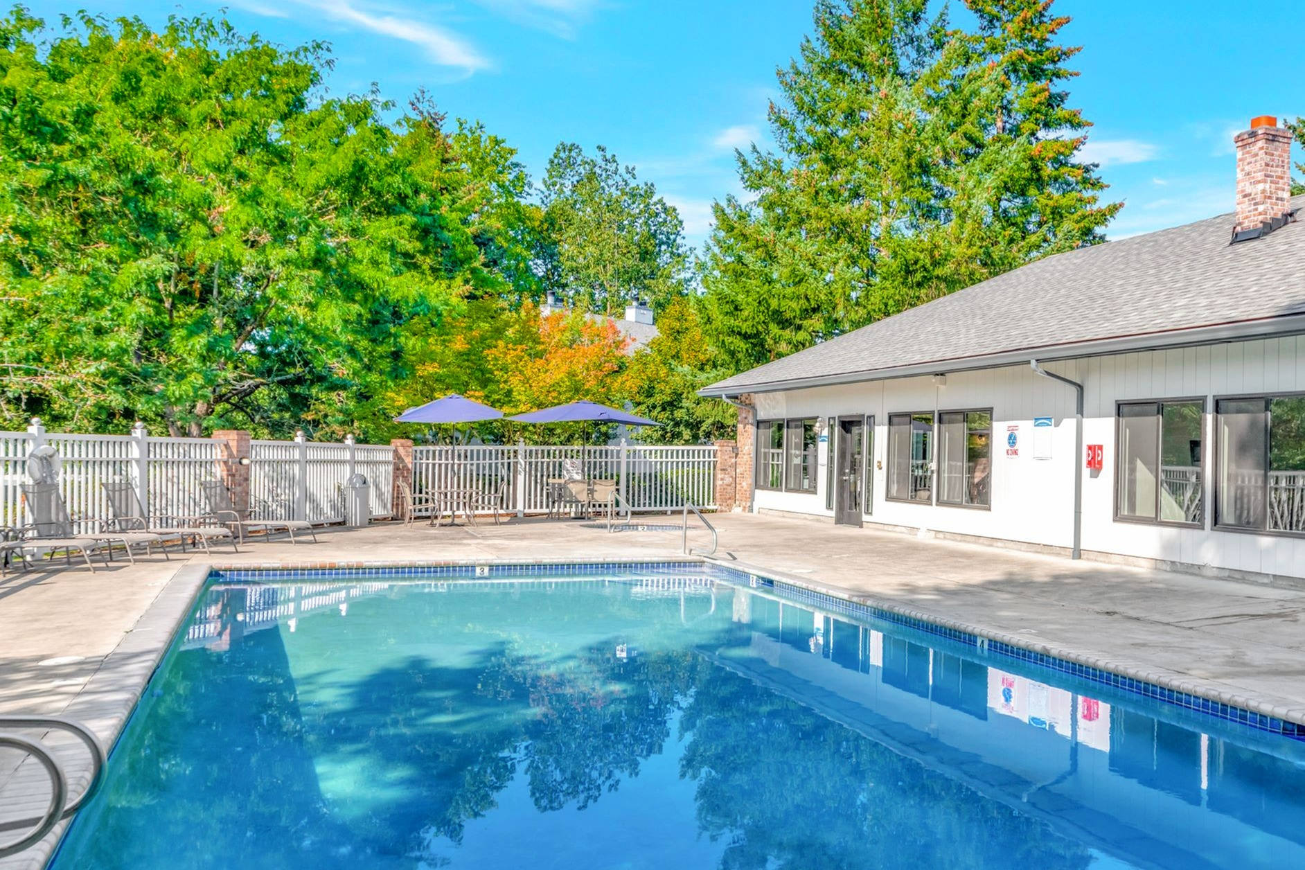 Ashley Terrace – photo 1