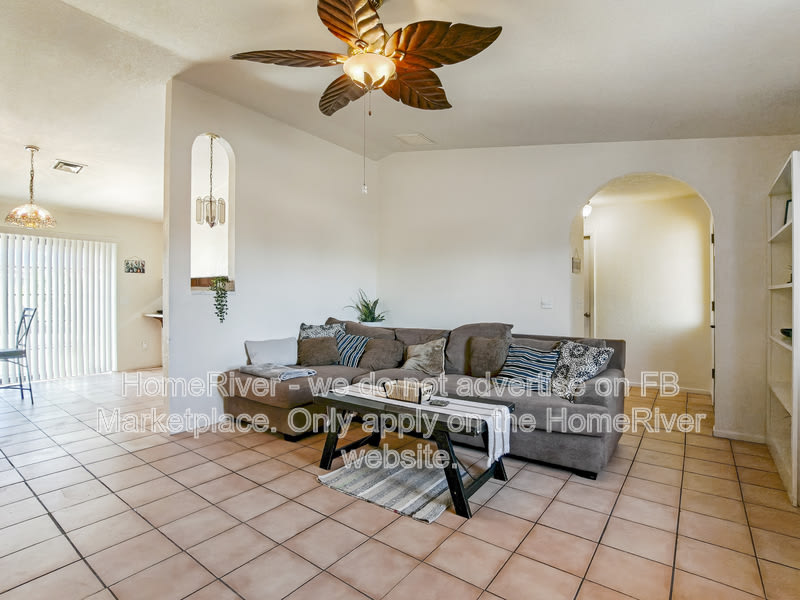 2860 Edgewood Dr – photo 5