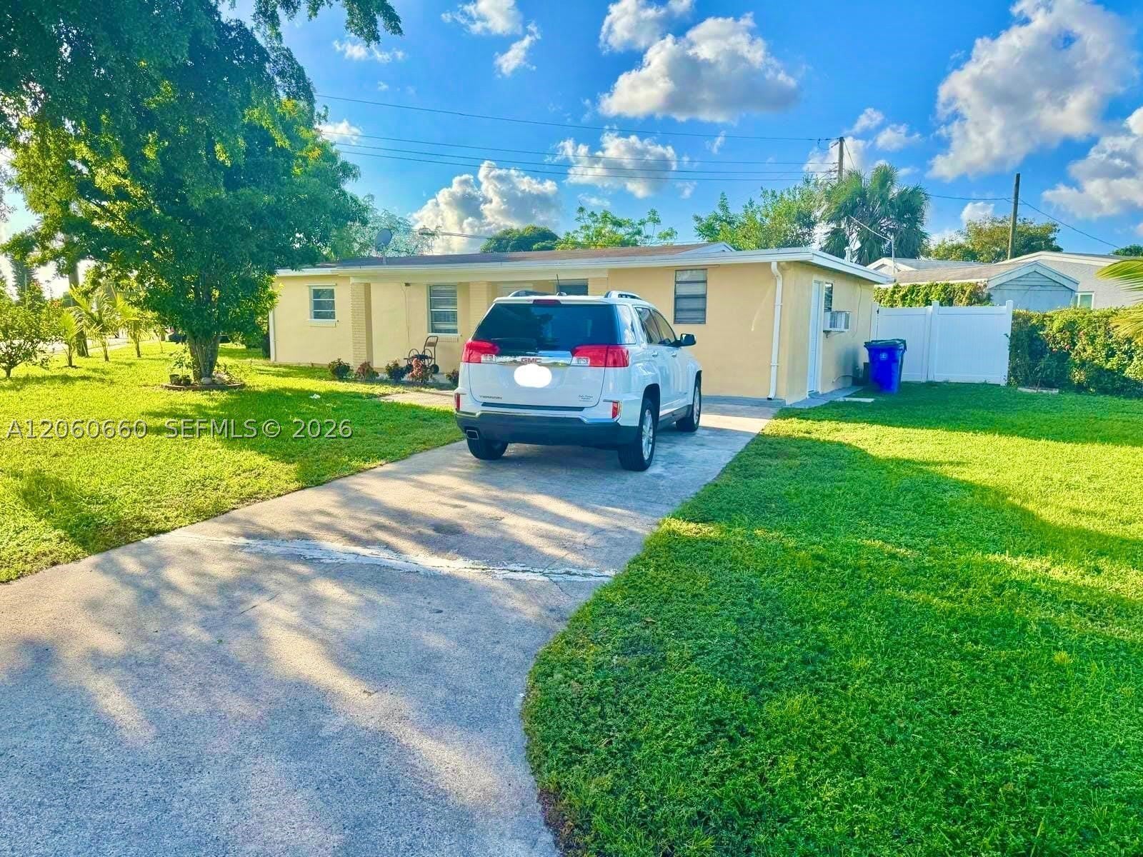 5755 Winfield Blvd – photo 1