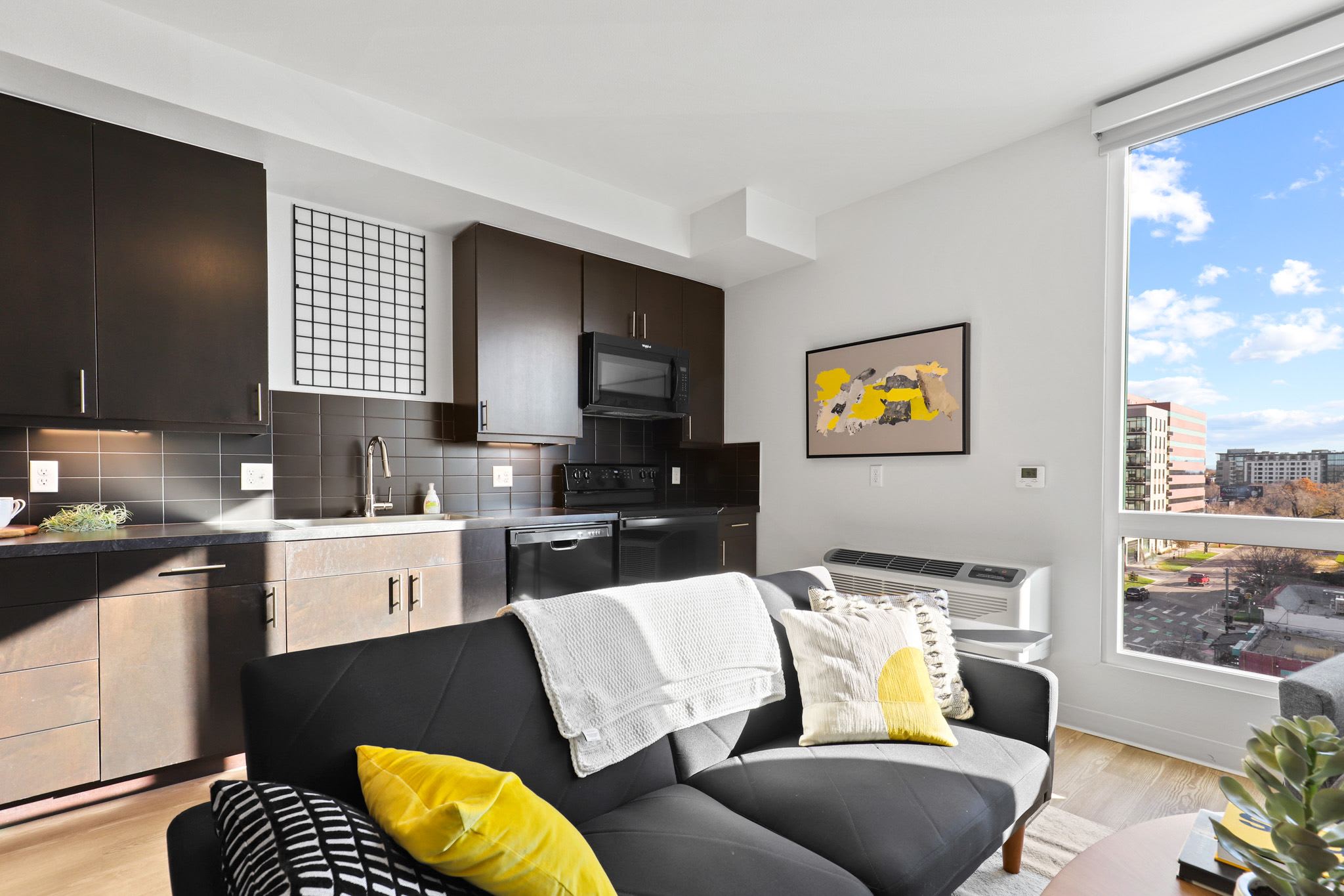 757 Grant – photo 2