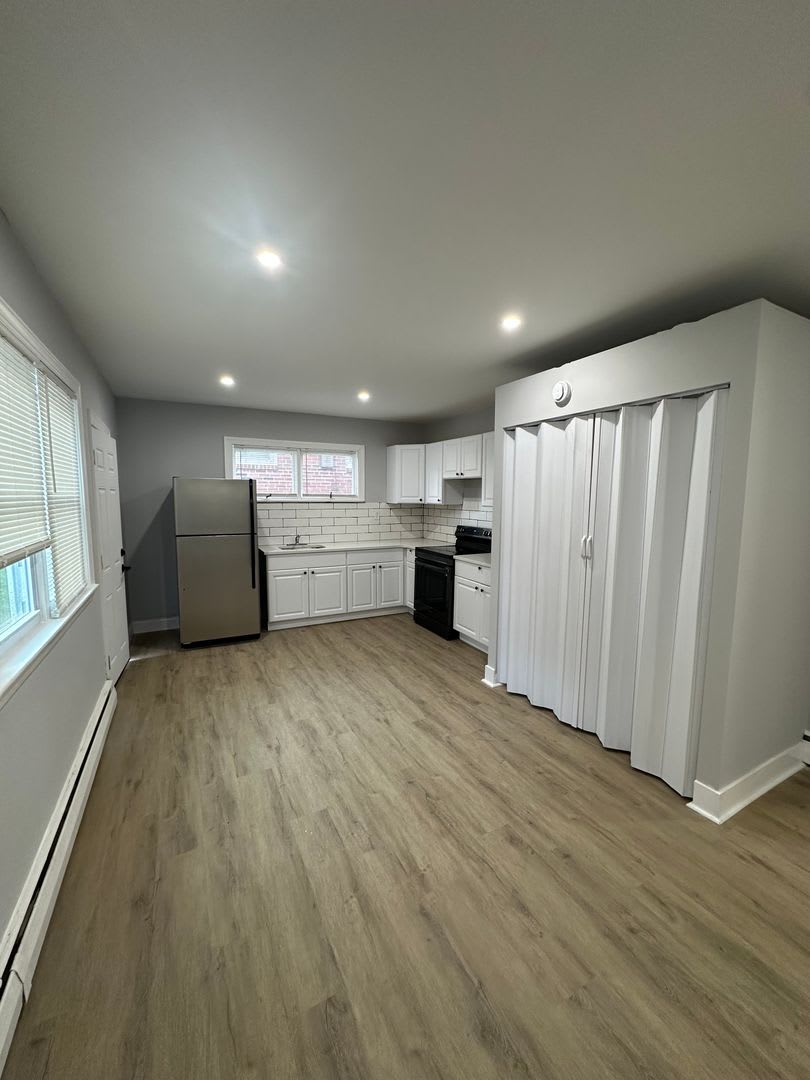 1604 MacDade Boulevard – photo 4