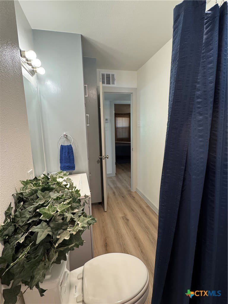 2109 W. AVE. B – photo 3