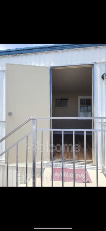 3311 N. Flowing Wells Rd – photo 4