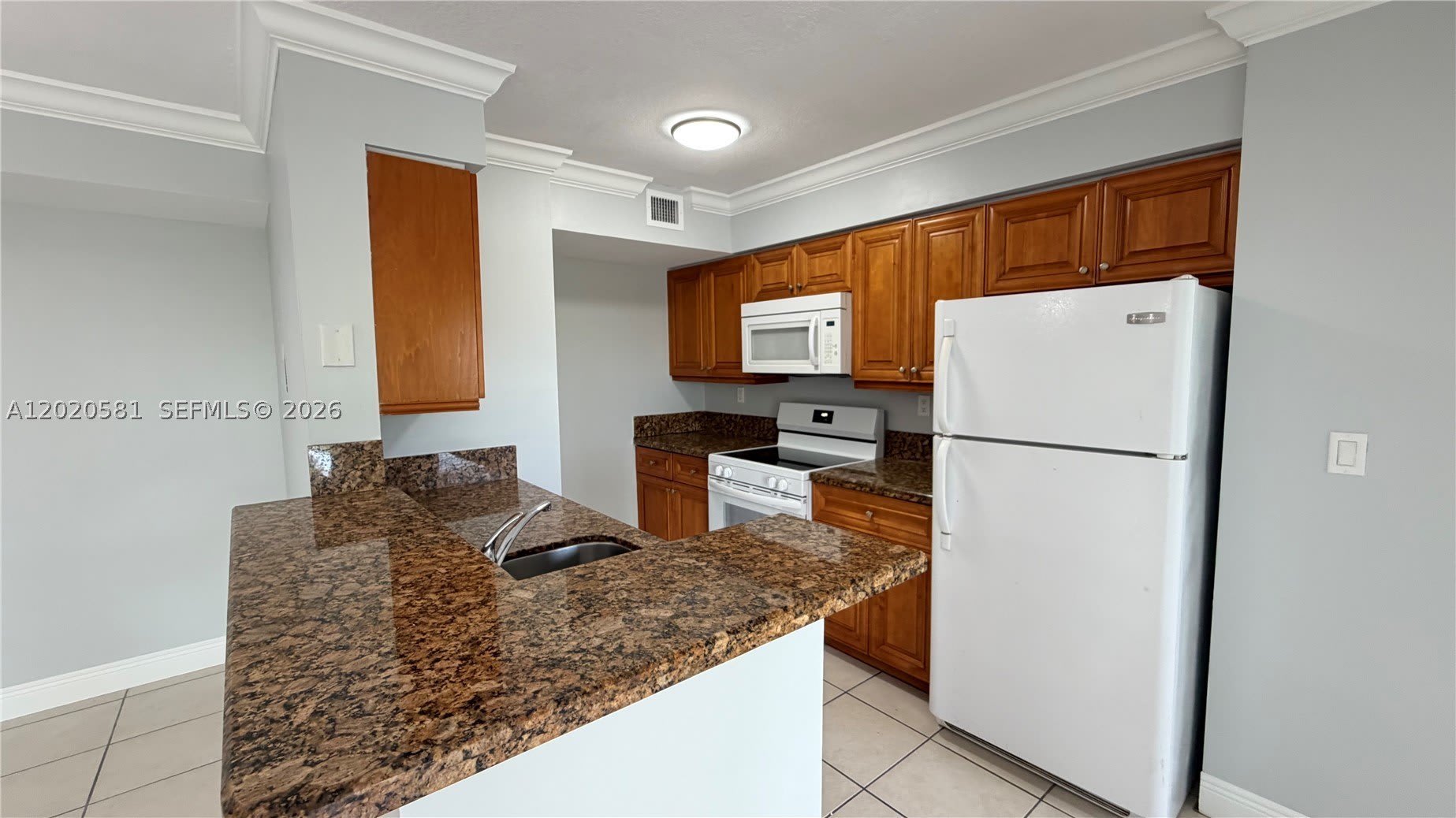 15221 SW 80th St – photo 5