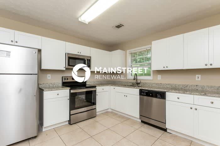 2180 Castle Royale Drive – photo 5