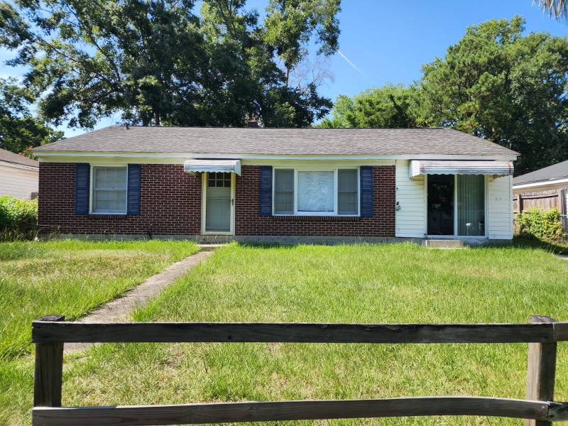 1518 Greenbay Drive – photo 2
