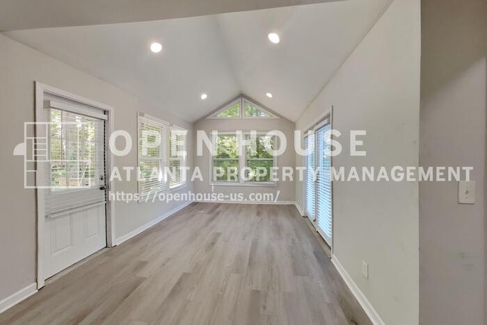3867 Buckland Drive Southwest – photo 5