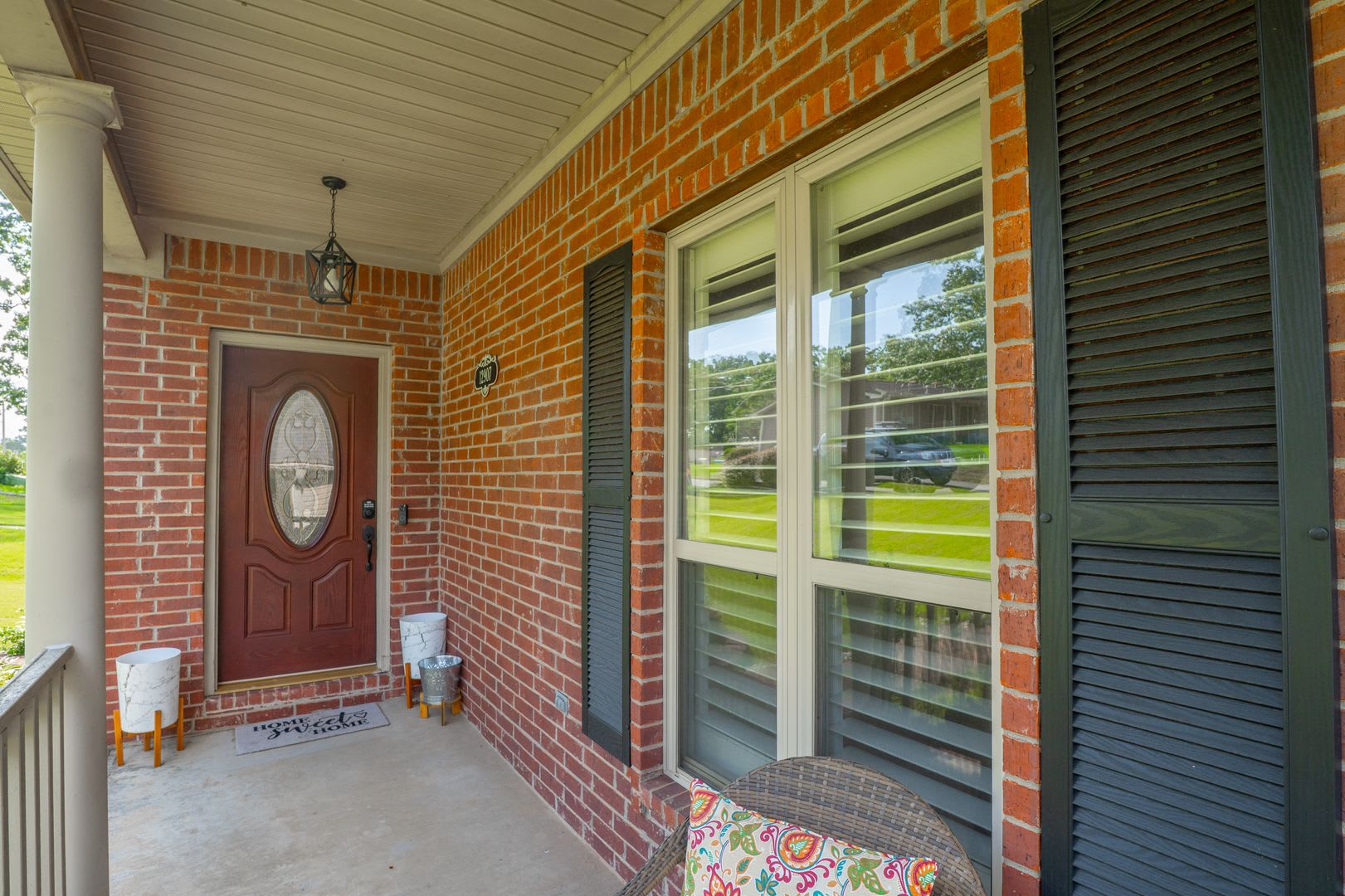 Spacious 3Br 2Ba With Modern Updates – photo 2