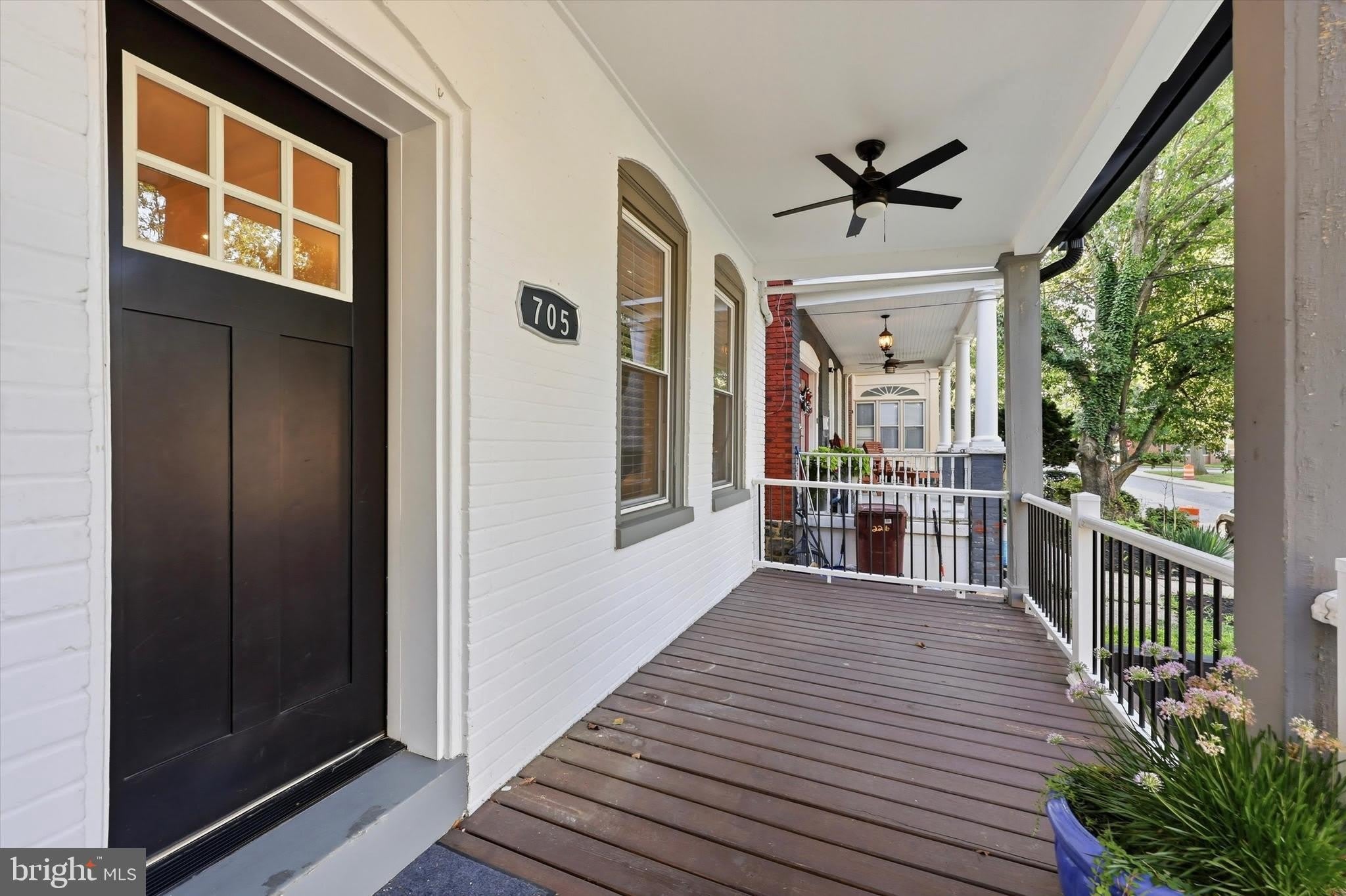 705 W 19TH Street – photo 2