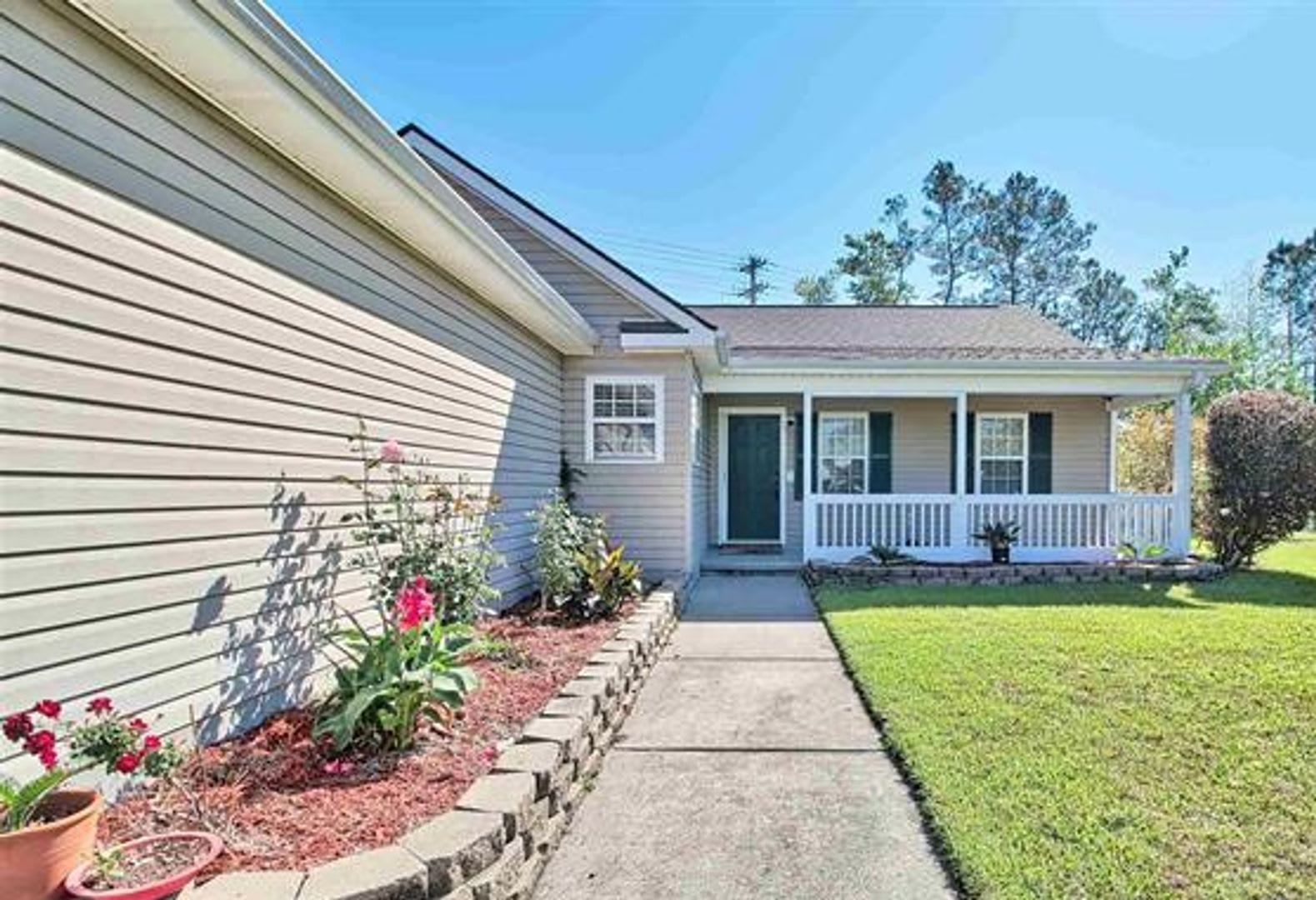 Pet-Friendly, 3-bed / 2-bath Murrells Inlet location in sought-after Inlet Estates! – photo 4